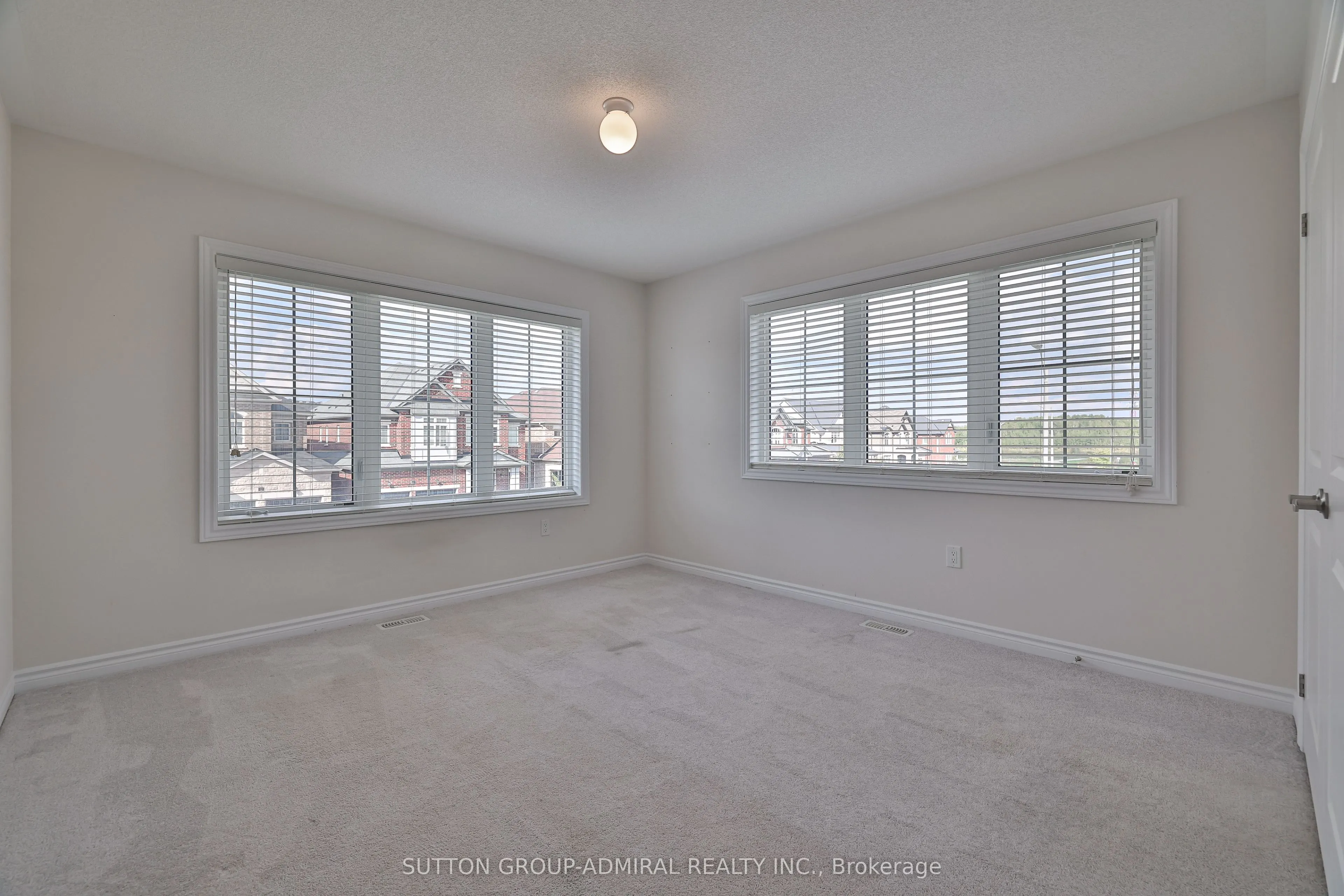 1417 Farrow Crescent