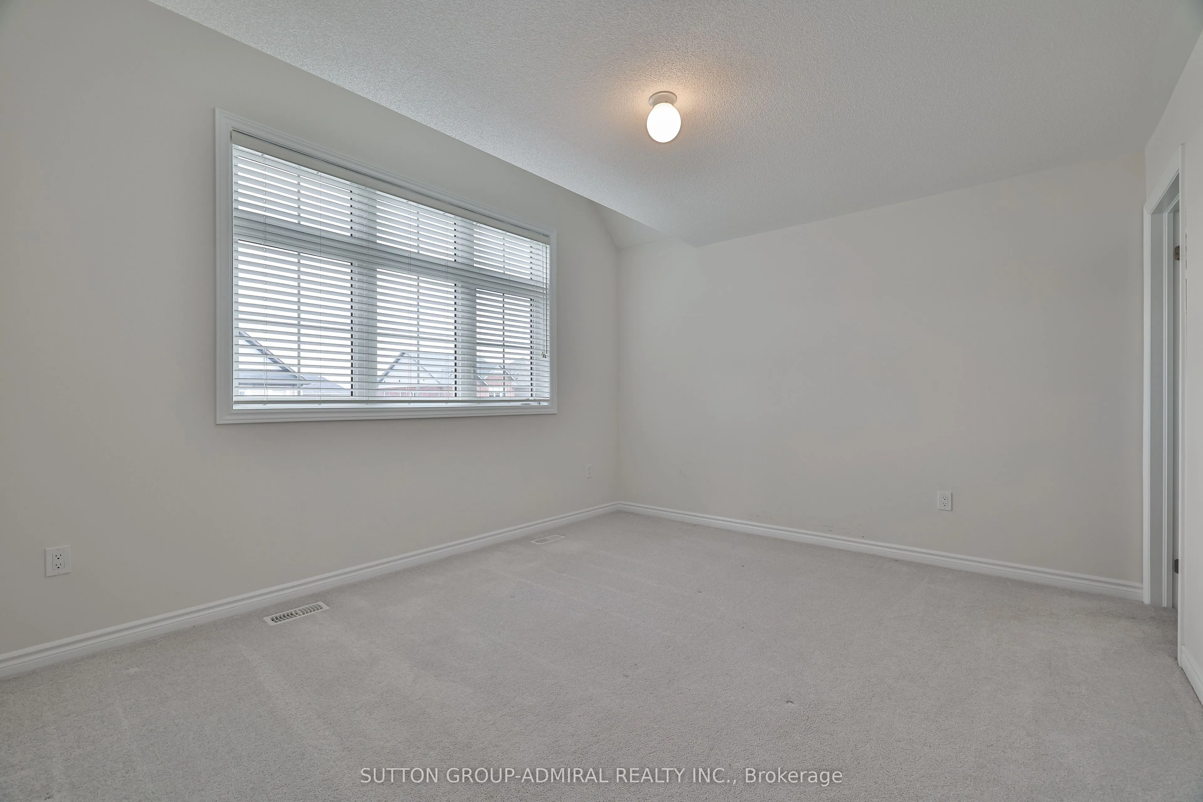 1417 Farrow Crescent
