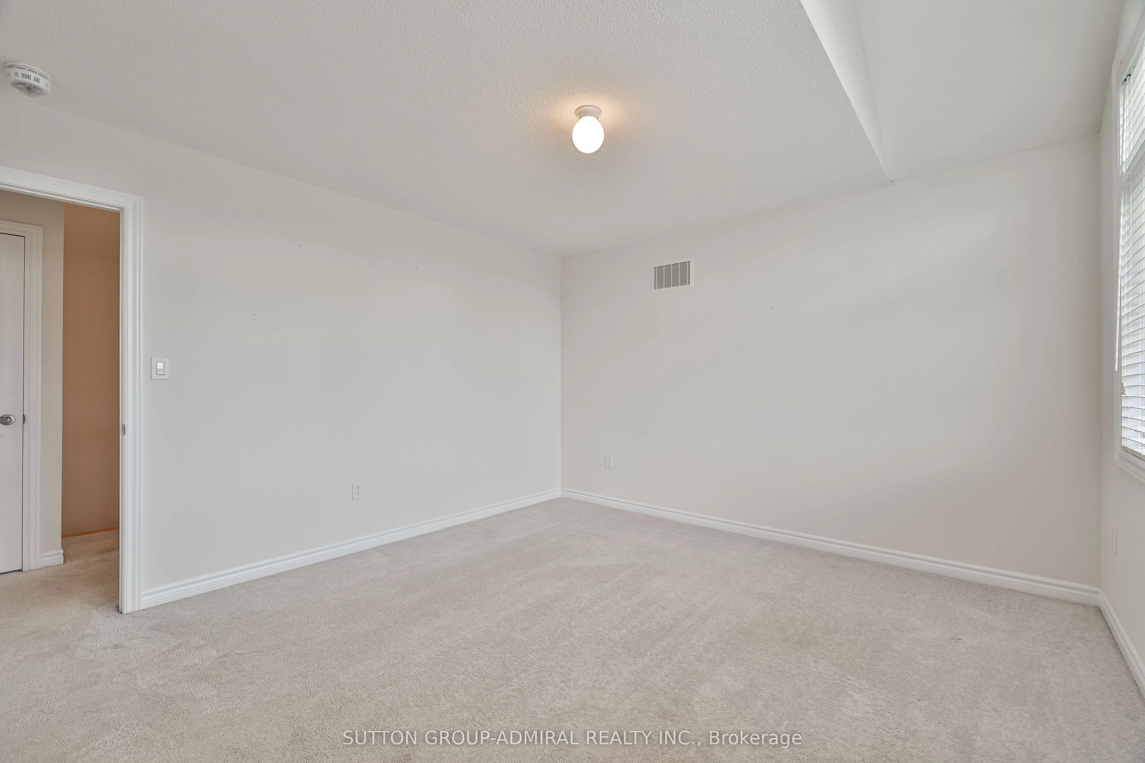 1417 Farrow Crescent