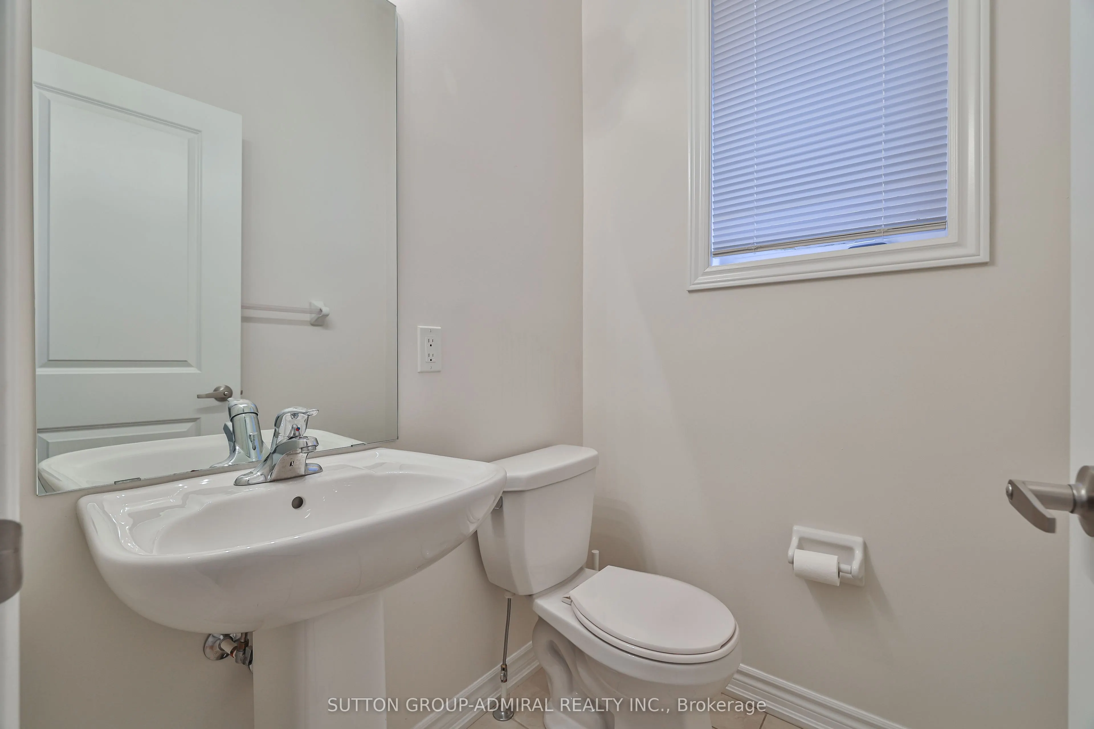 1417 Farrow Crescent