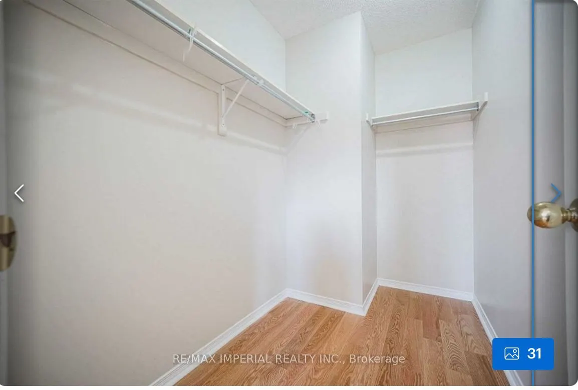 89 Grasslands Avenue