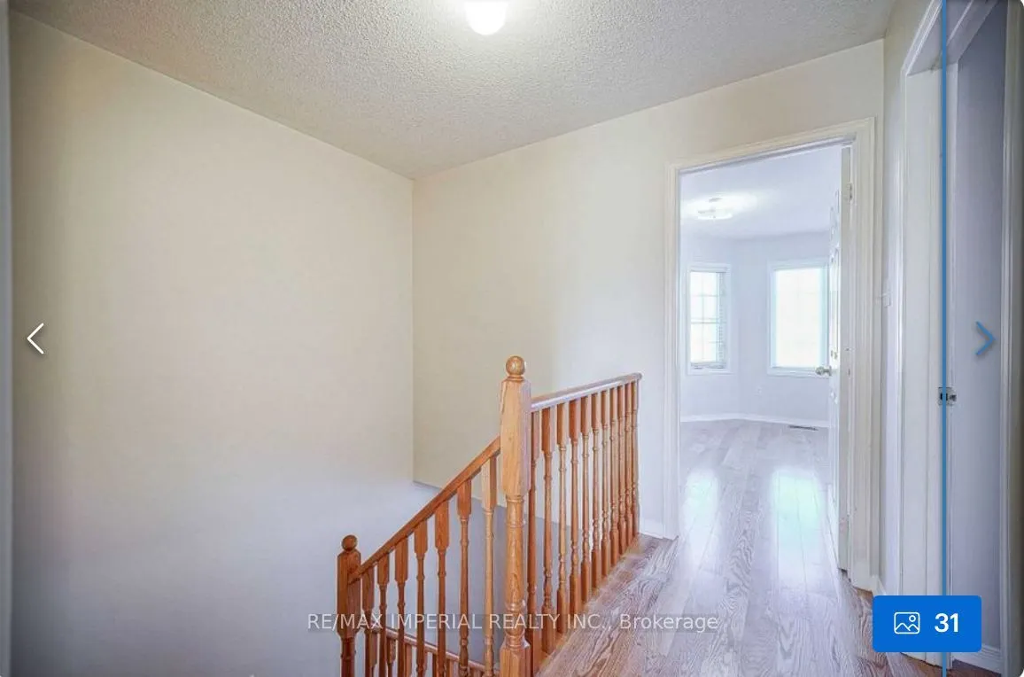 89 Grasslands Avenue