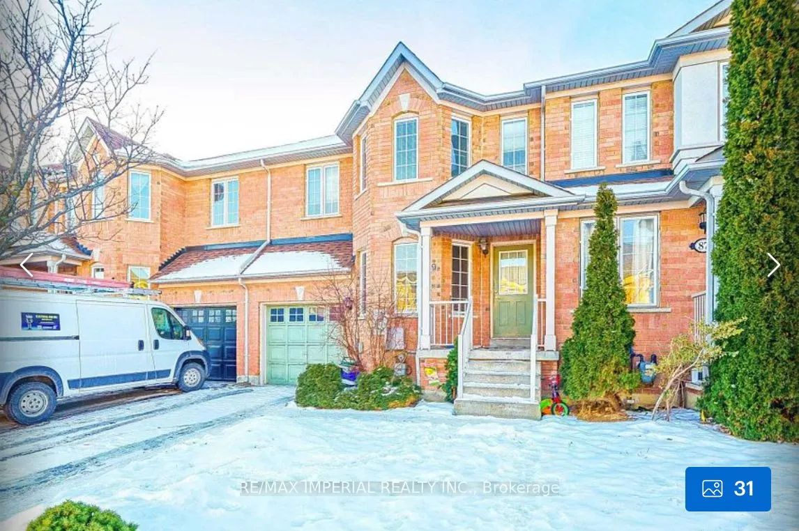 89 Grasslands Avenue