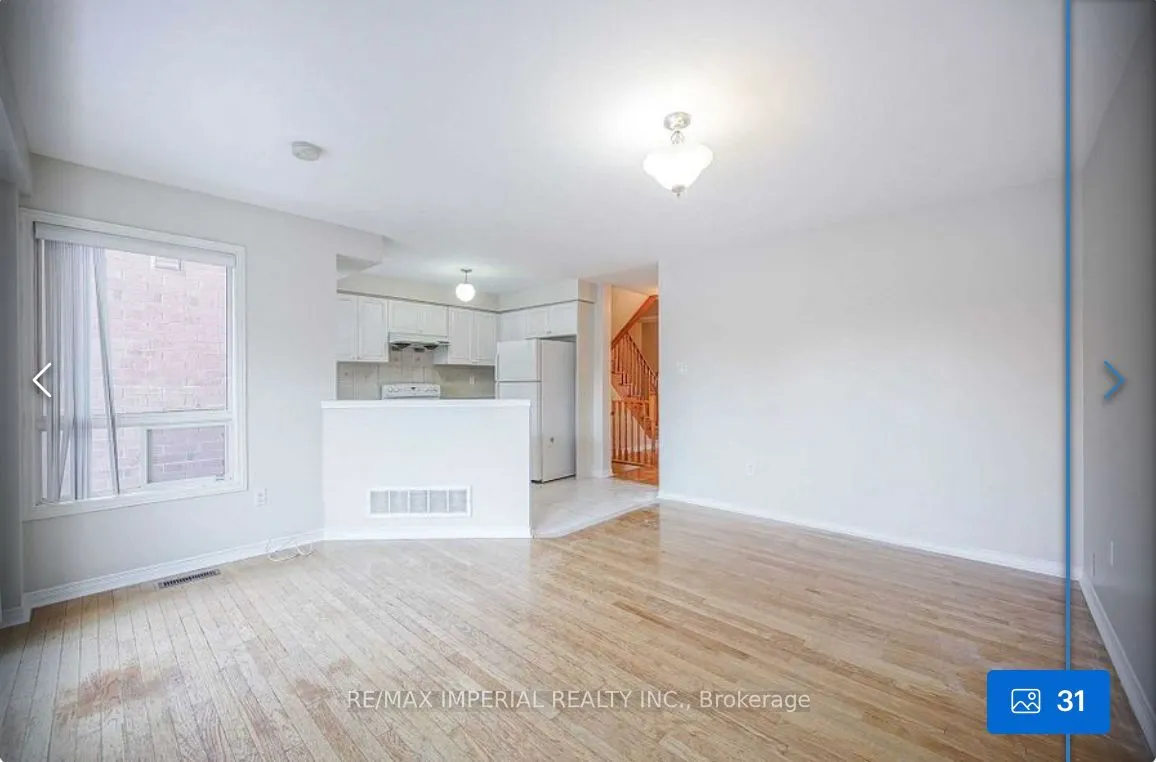 89 Grasslands Avenue