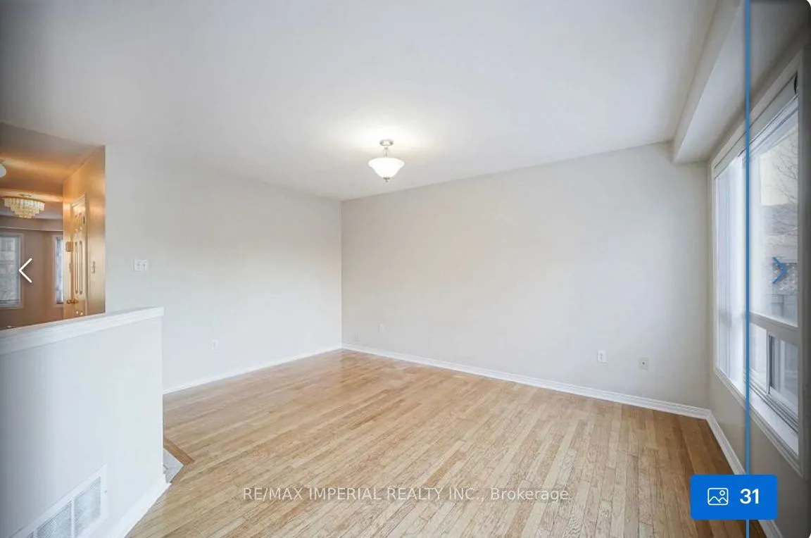 89 Grasslands Avenue