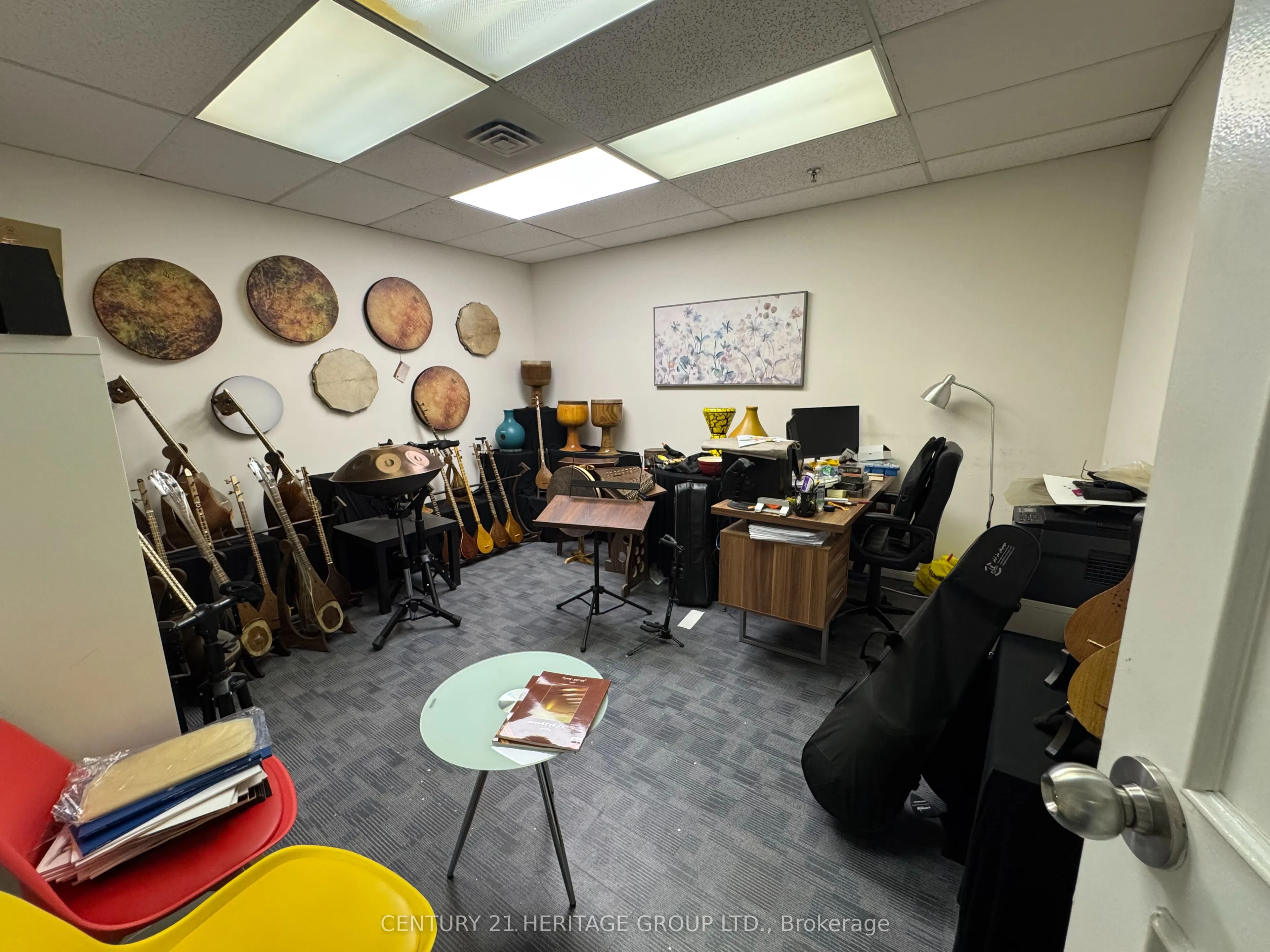 15 West Pearce Street W, #2