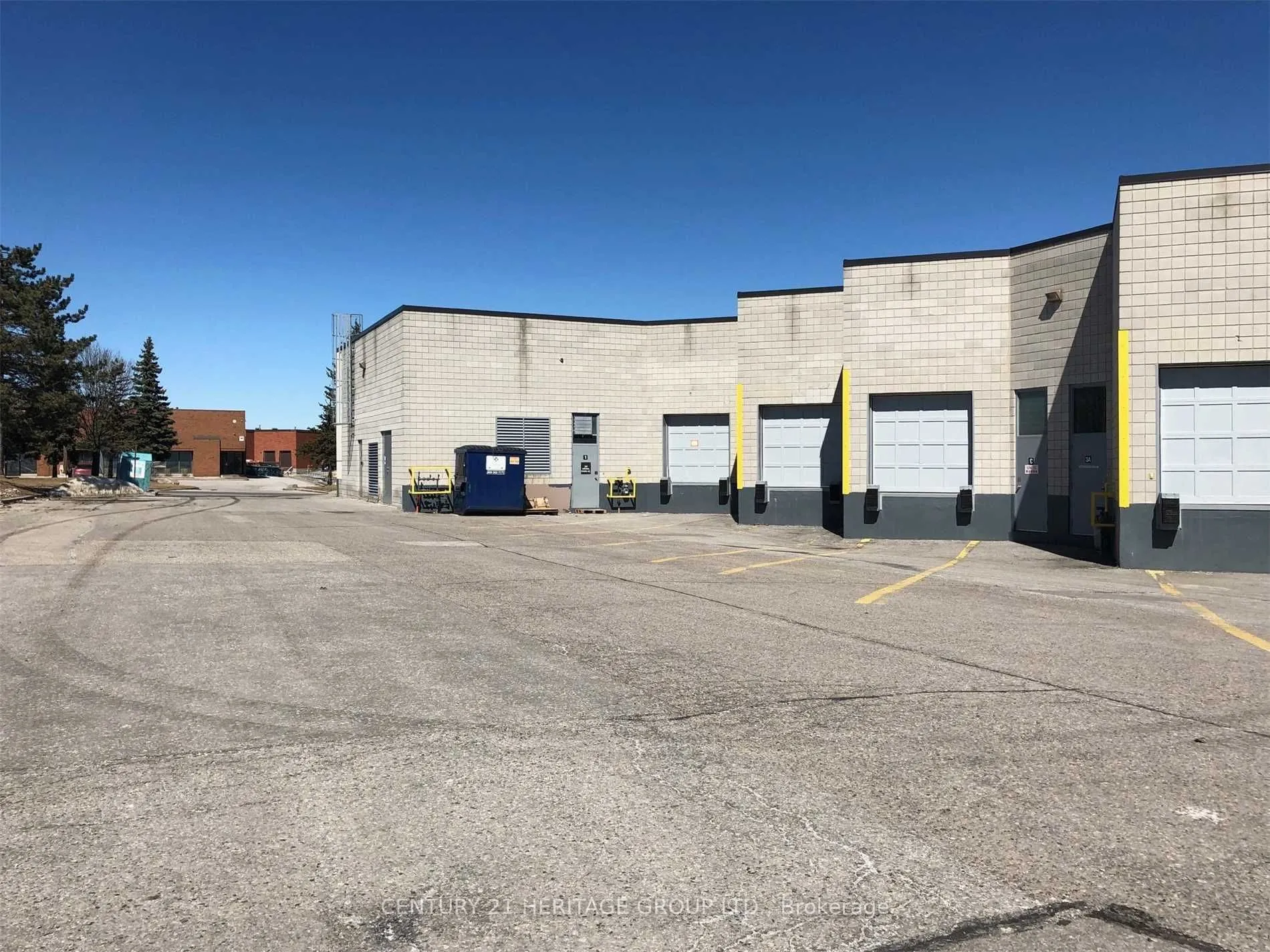 15 West Pearce Street W, #2