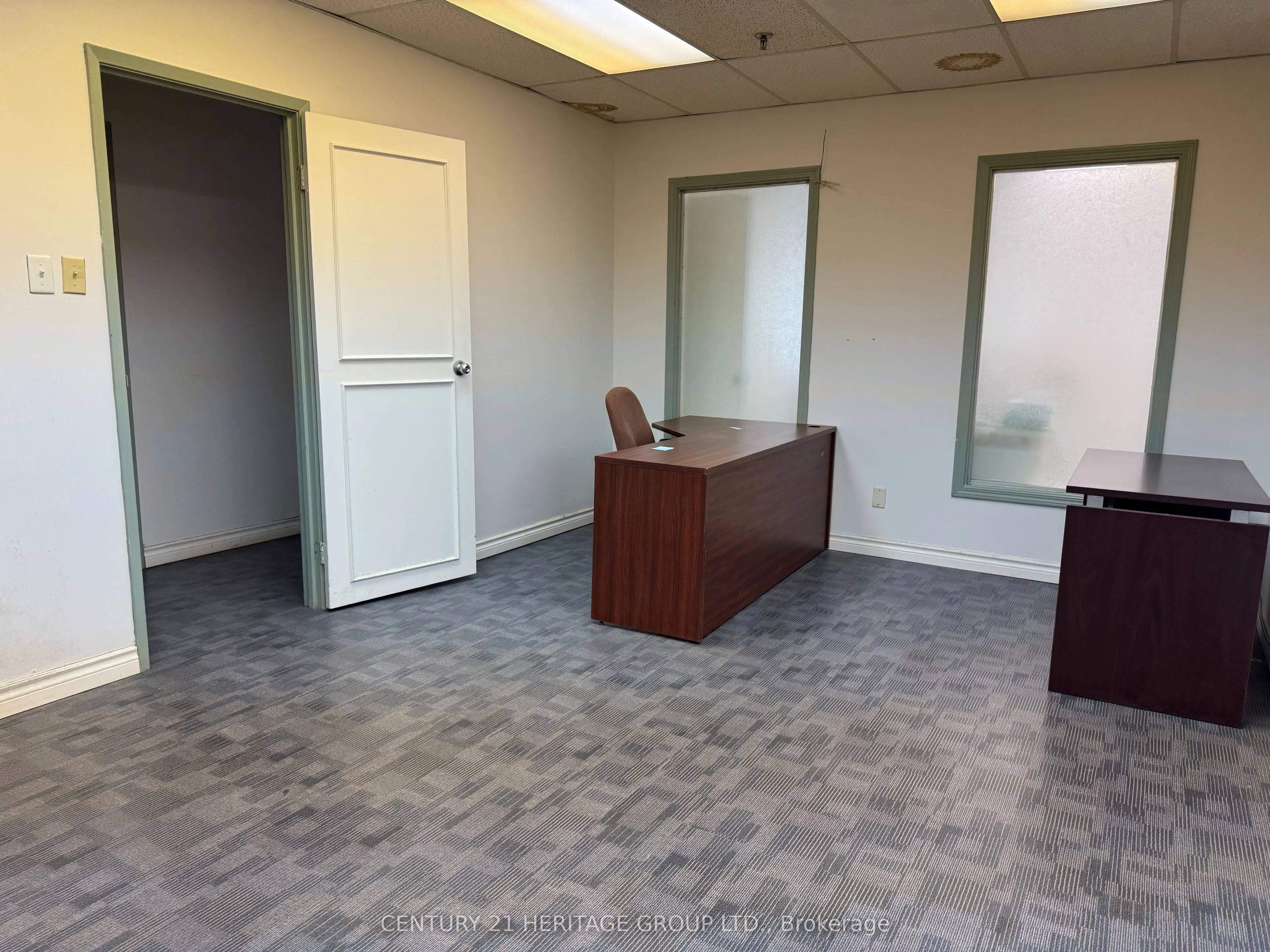 15 West Pearce Street W, #2