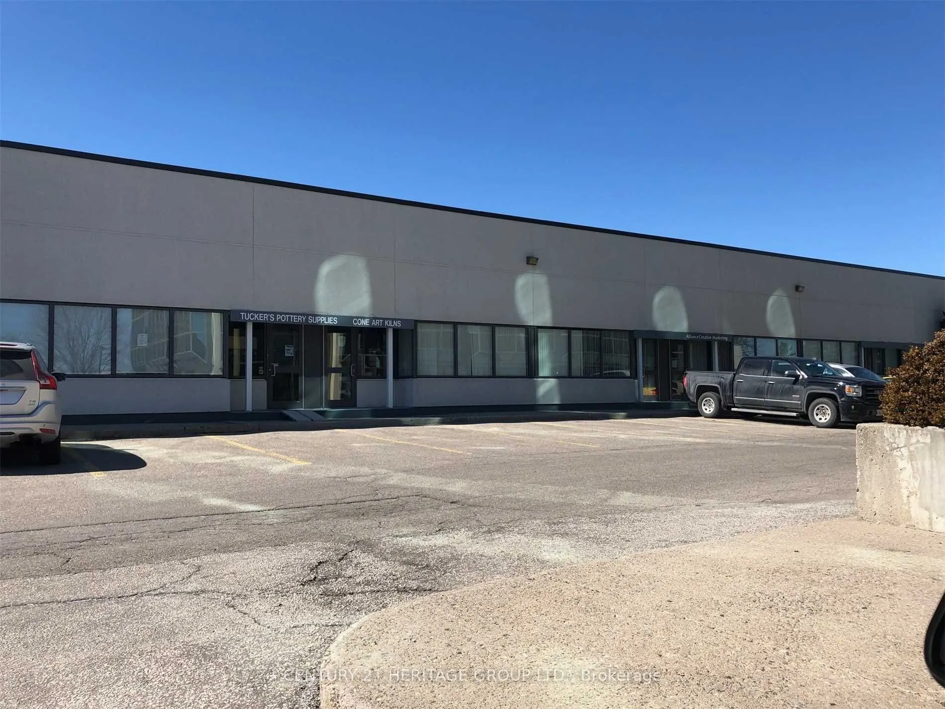 15 West Pearce Street W, #2