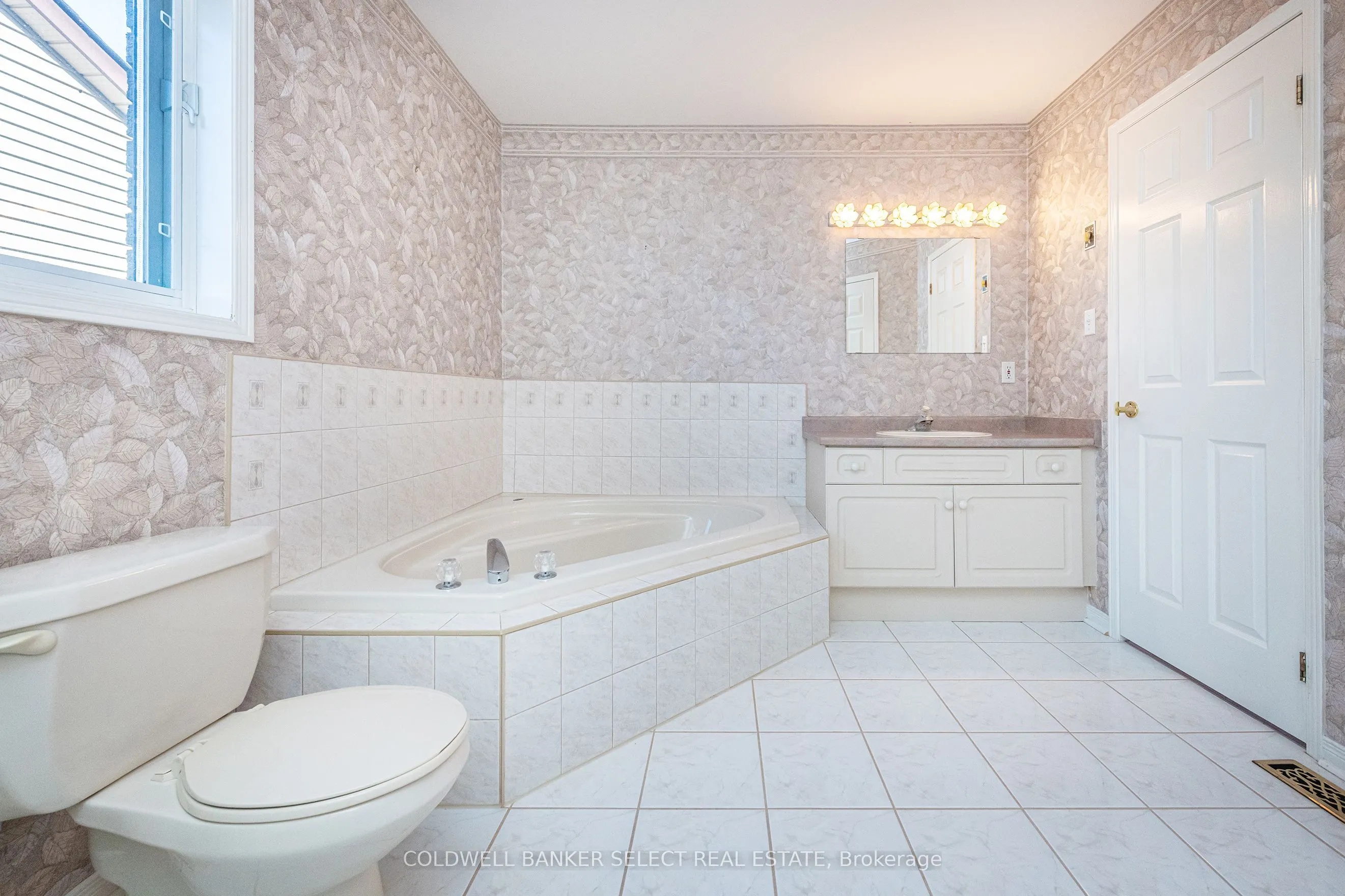 160 Green Briar Road, #160