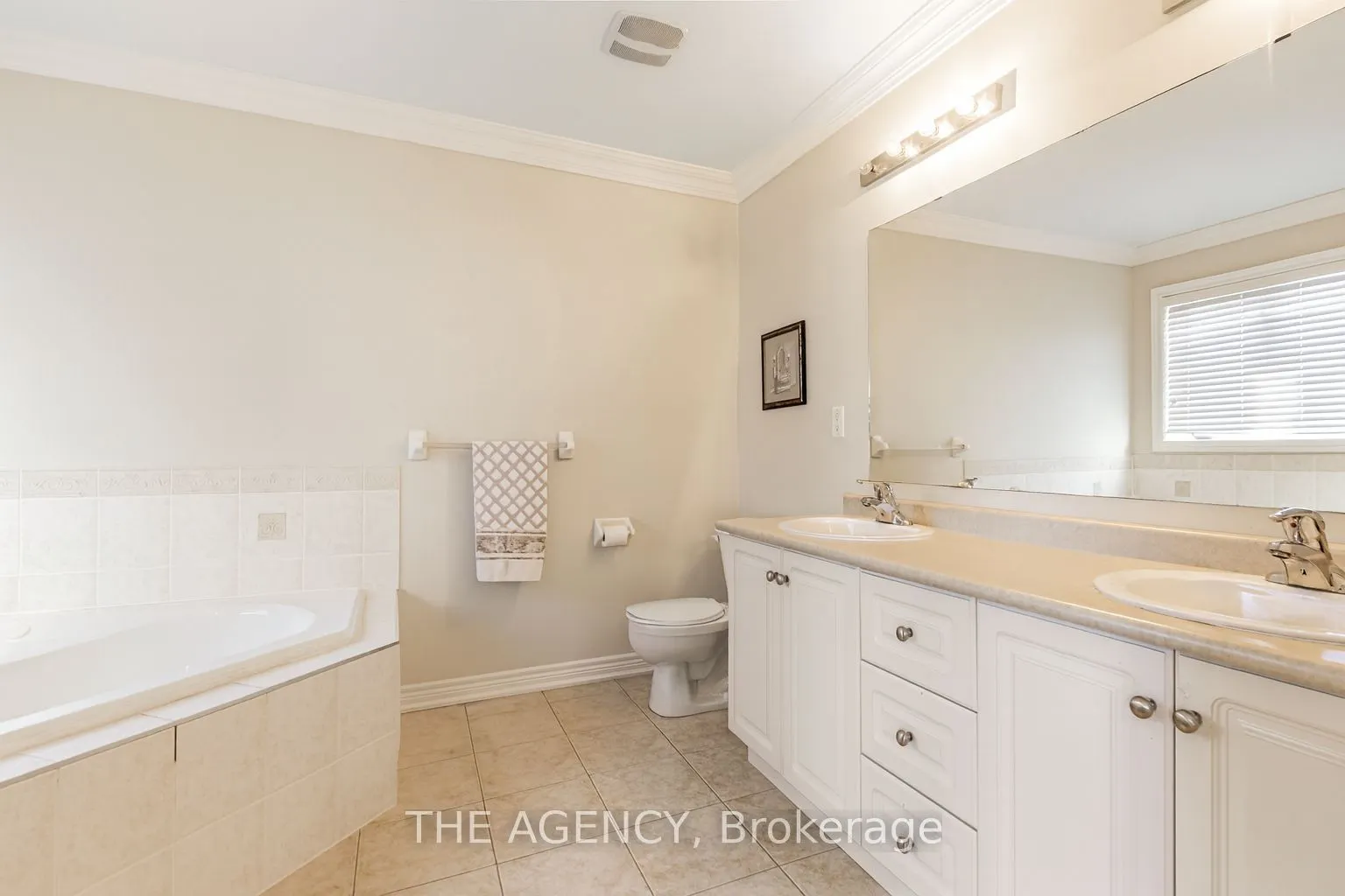 33 Ascalon Drive