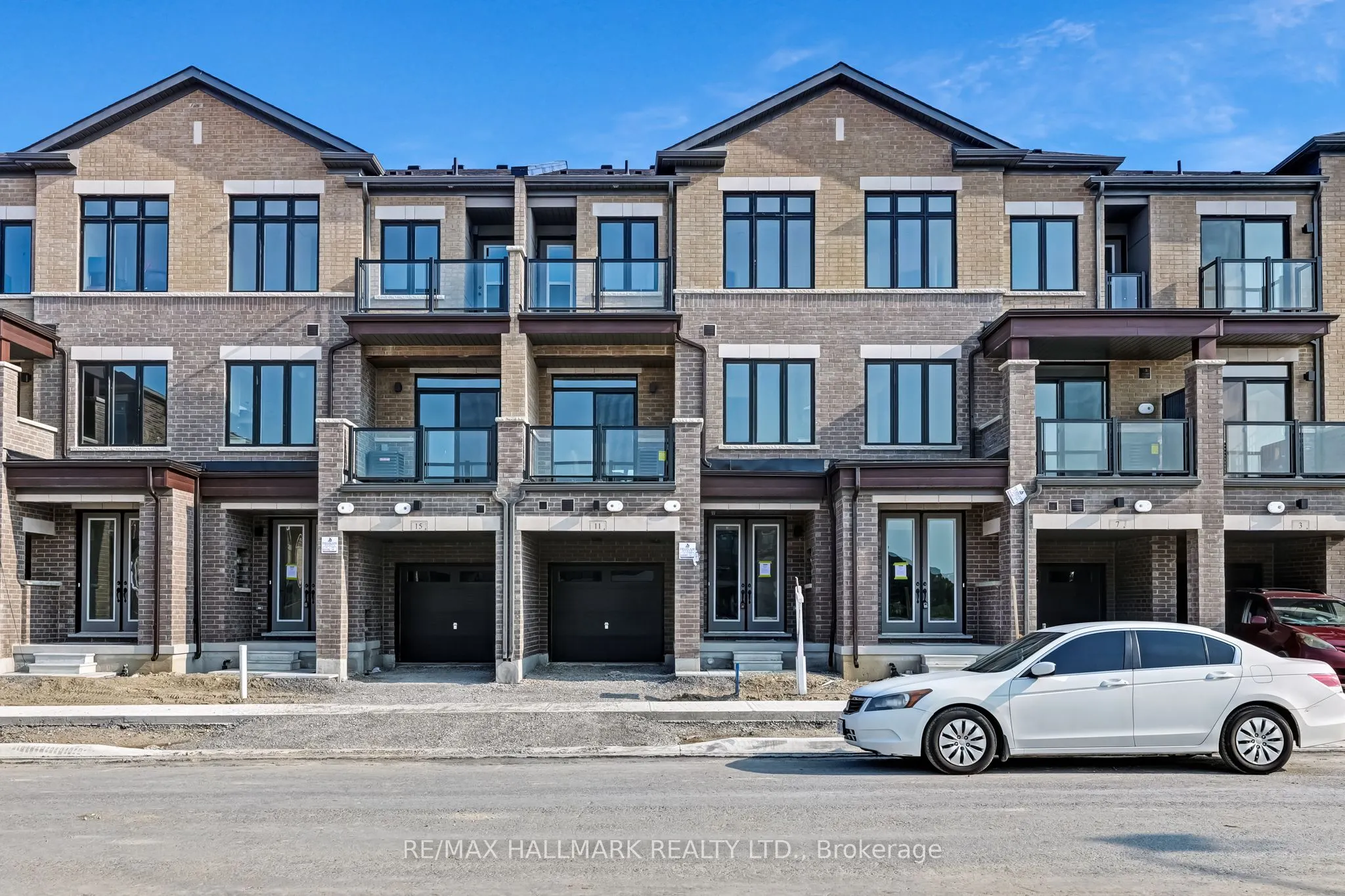 11 Tennant Circle