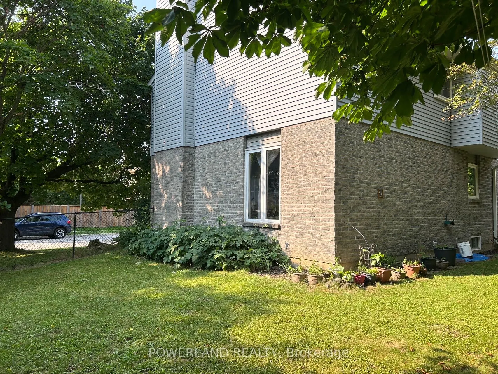 57 Sandusky Crescent