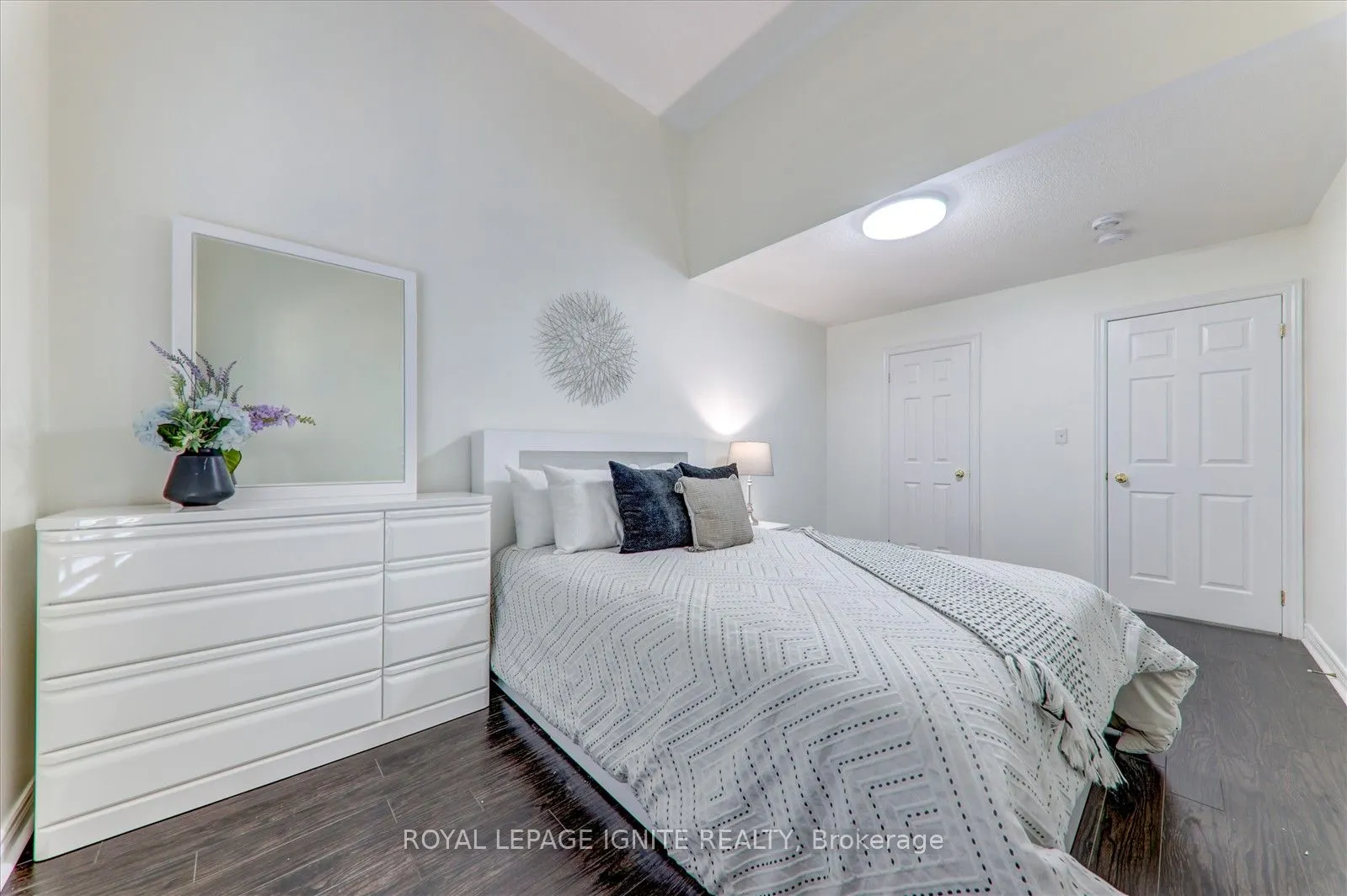 127 Noah's Farm Trail