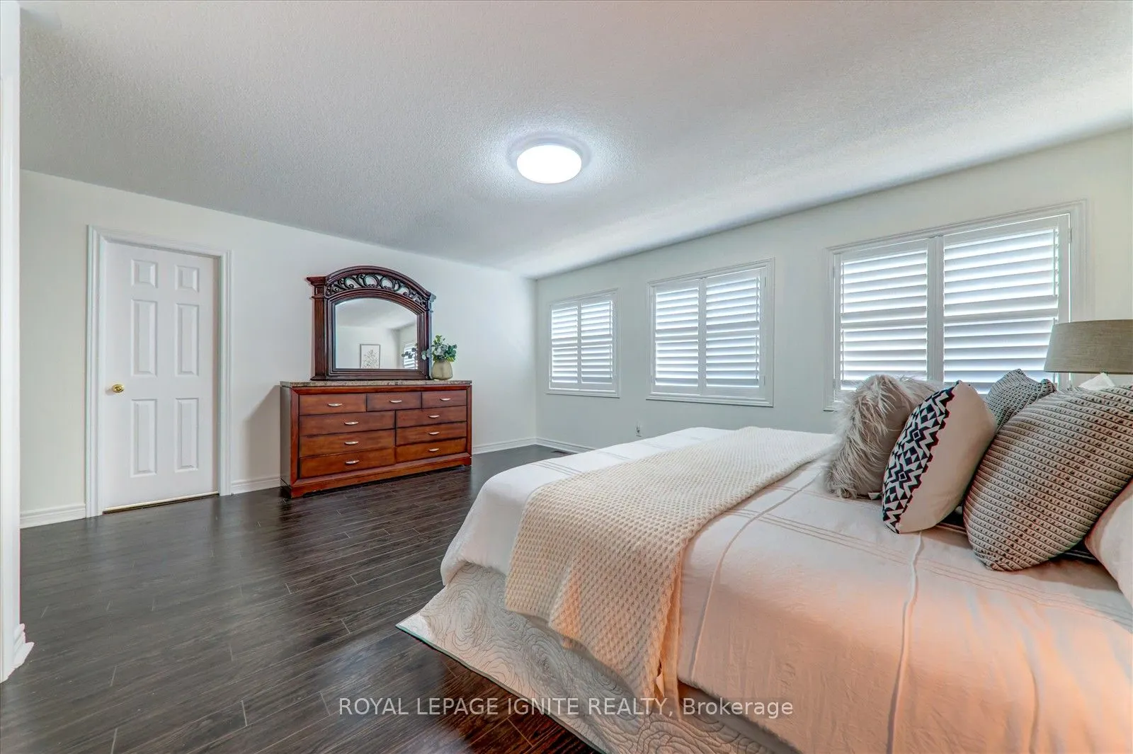 127 Noah's Farm Trail