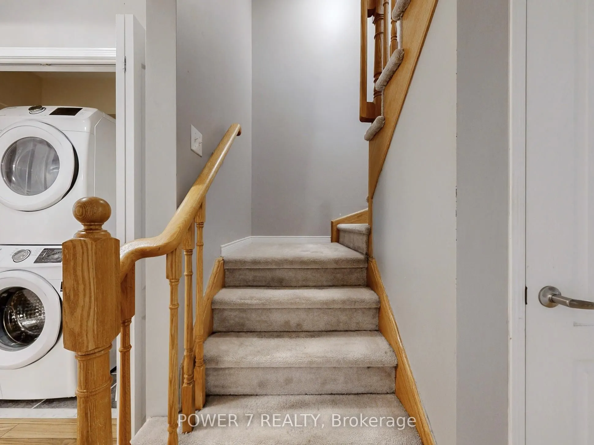 379 White's Hill Avenue