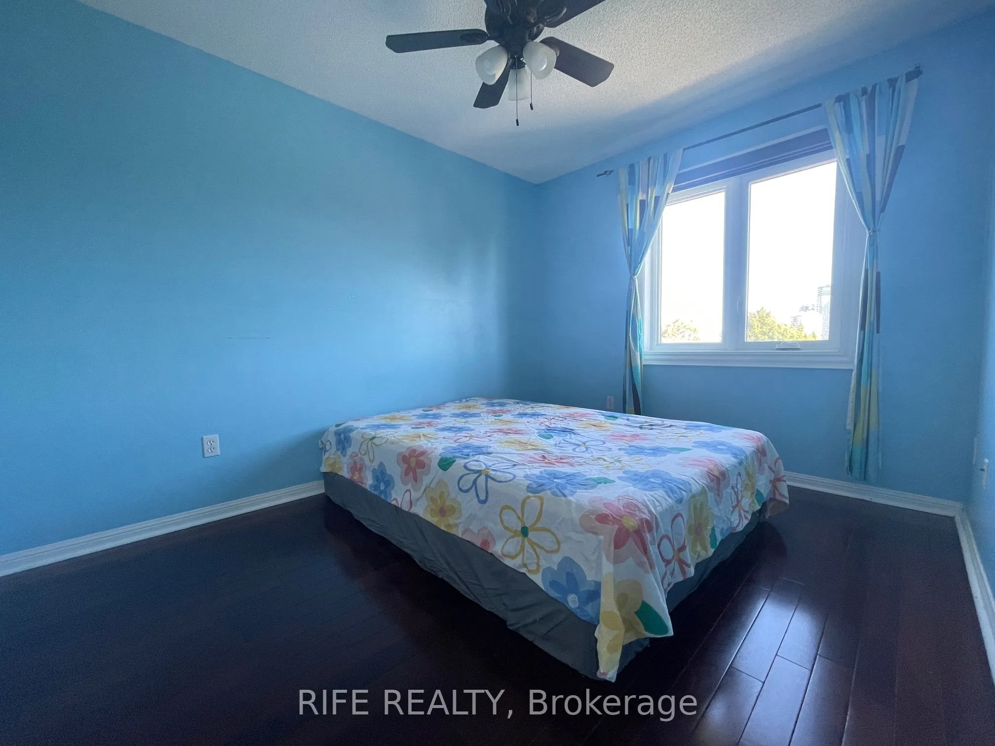156 Town Centre Boulevard, #Main