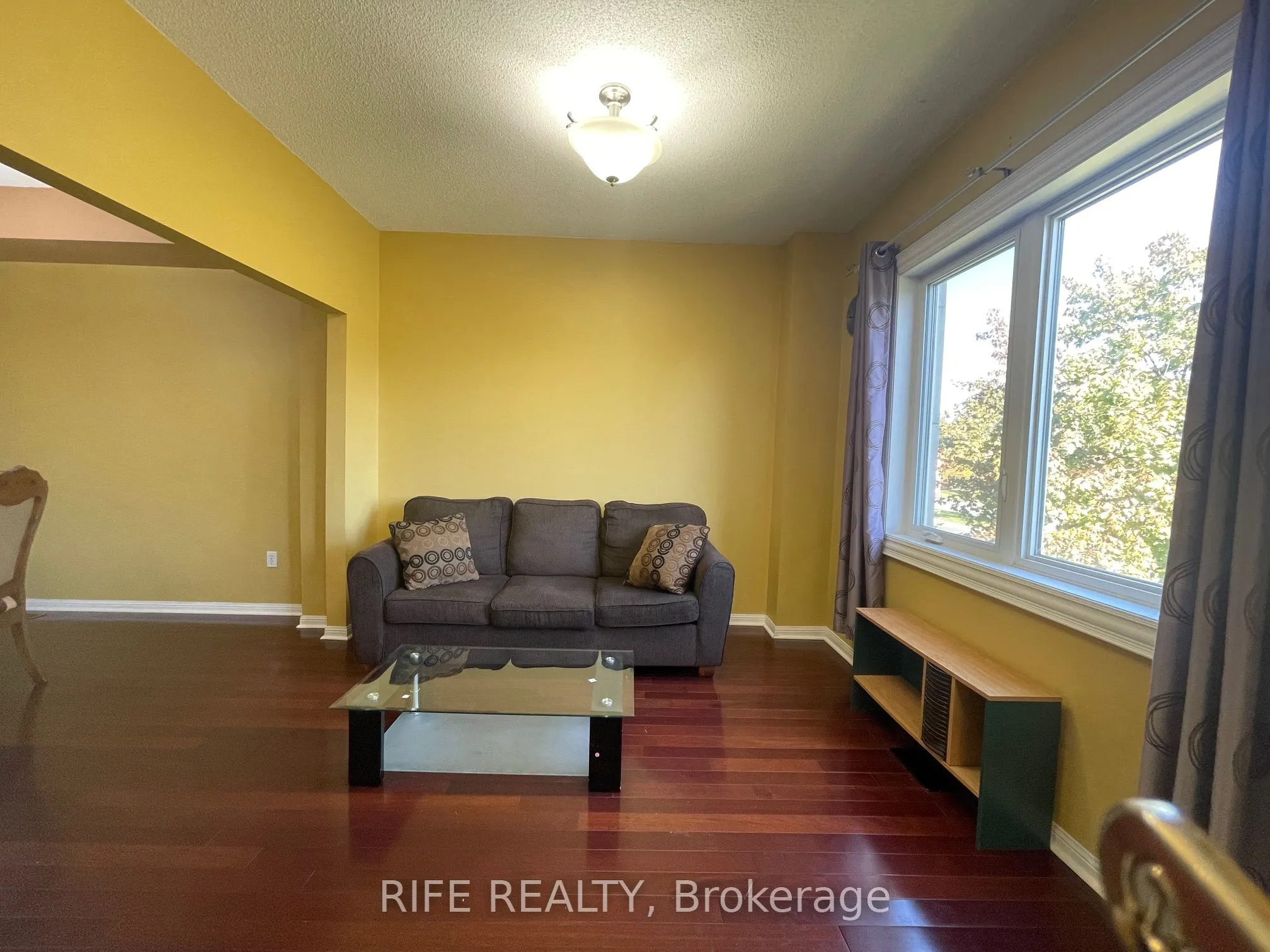 156 Town Centre Boulevard, #Main