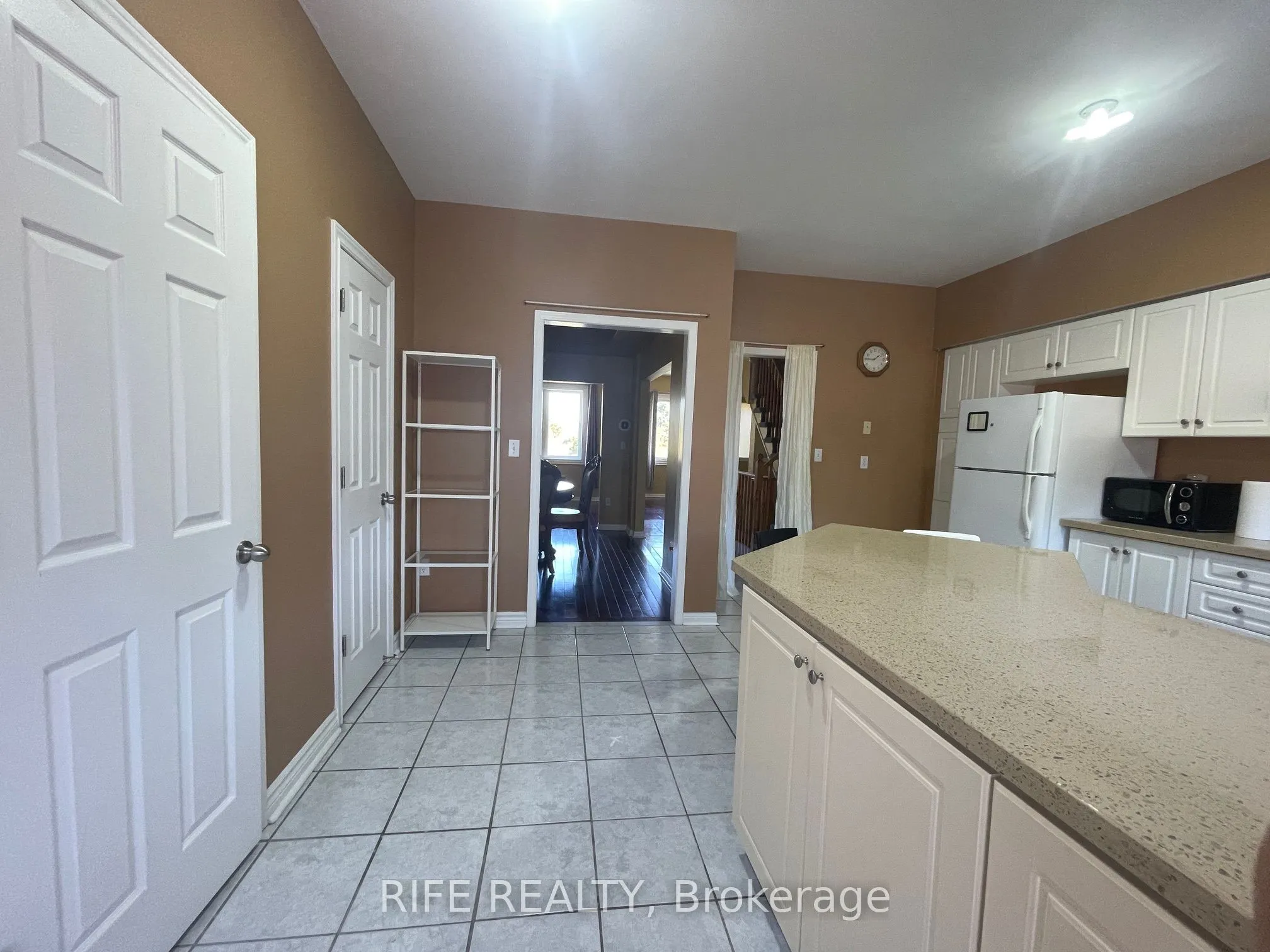 156 Town Centre Boulevard, #Main