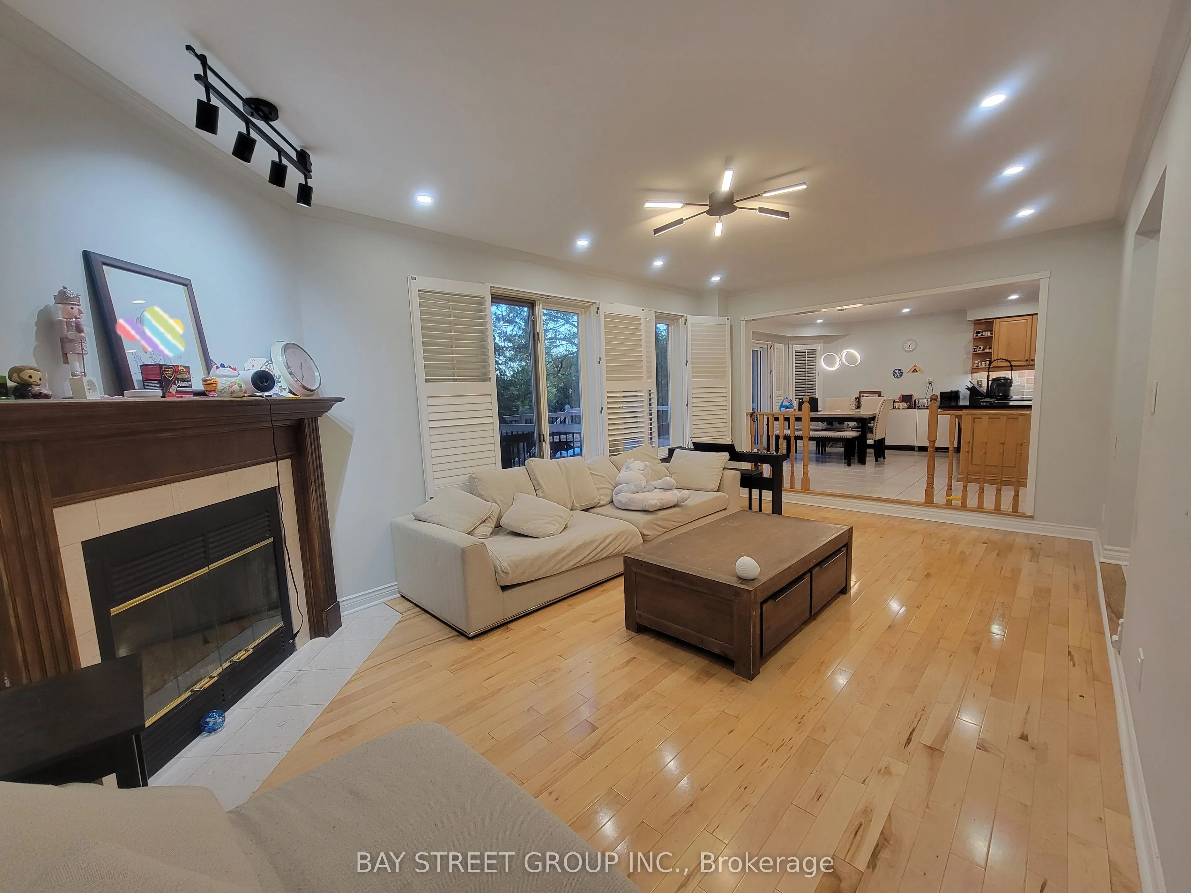 98 Brookeview Drive