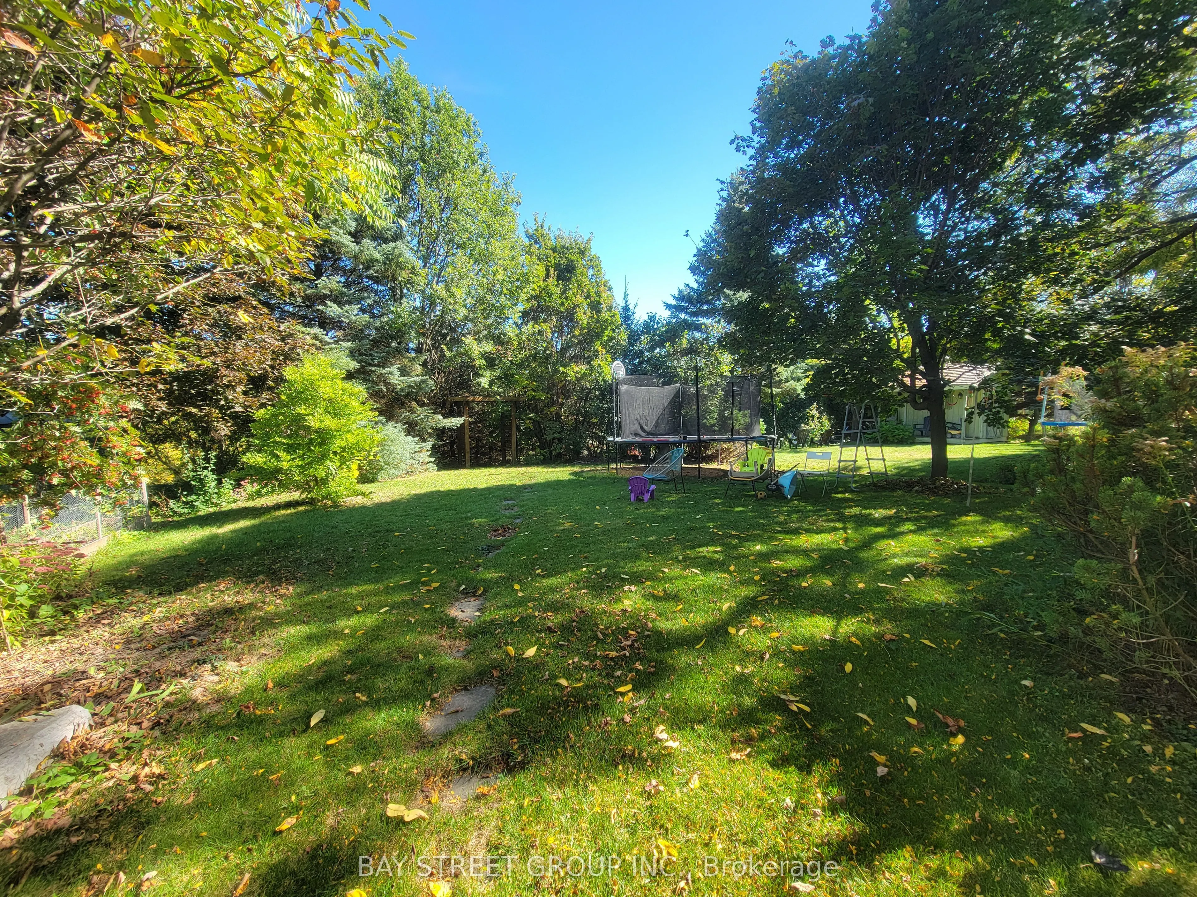 98 Brookeview Drive