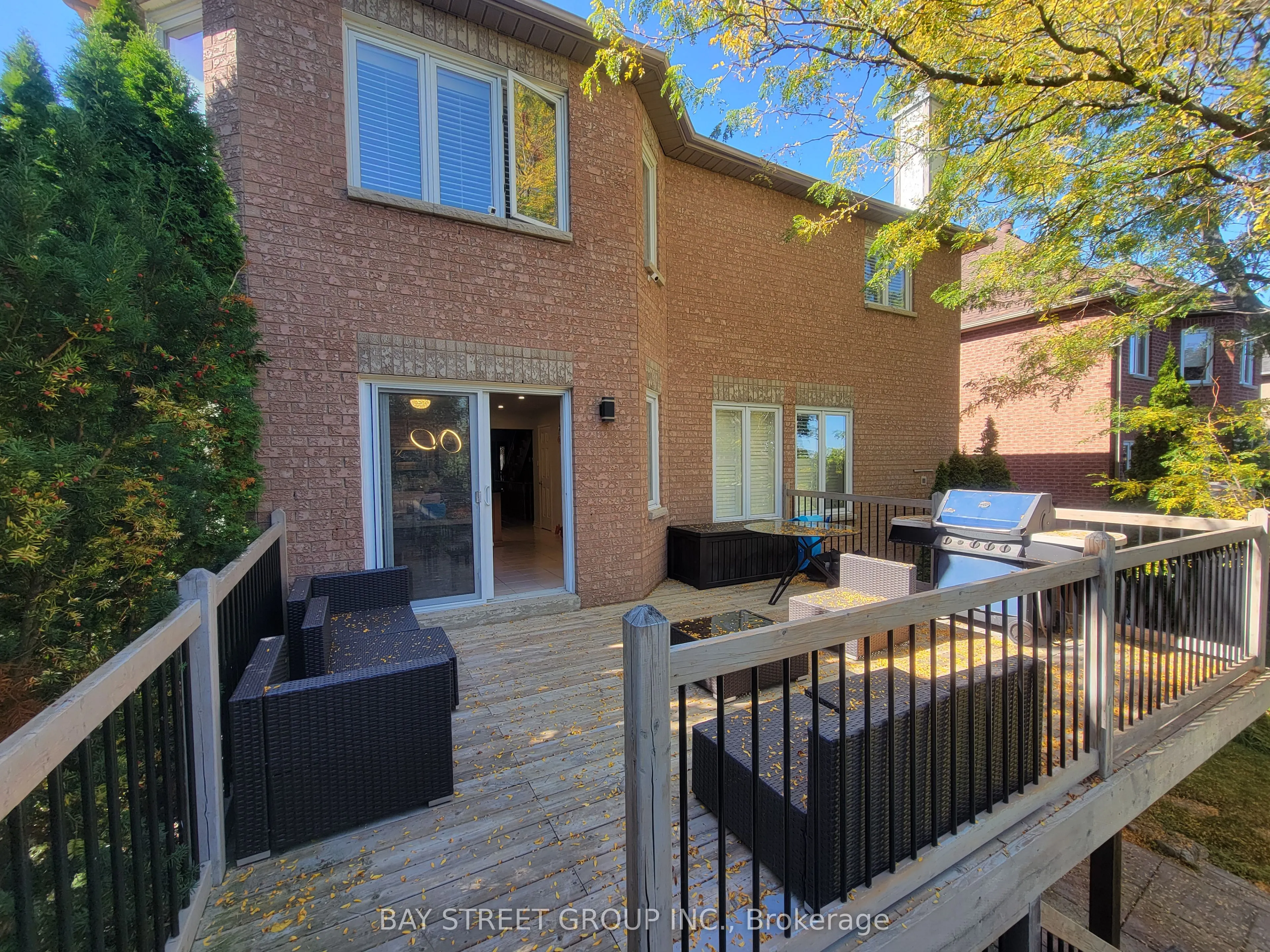 98 Brookeview Drive