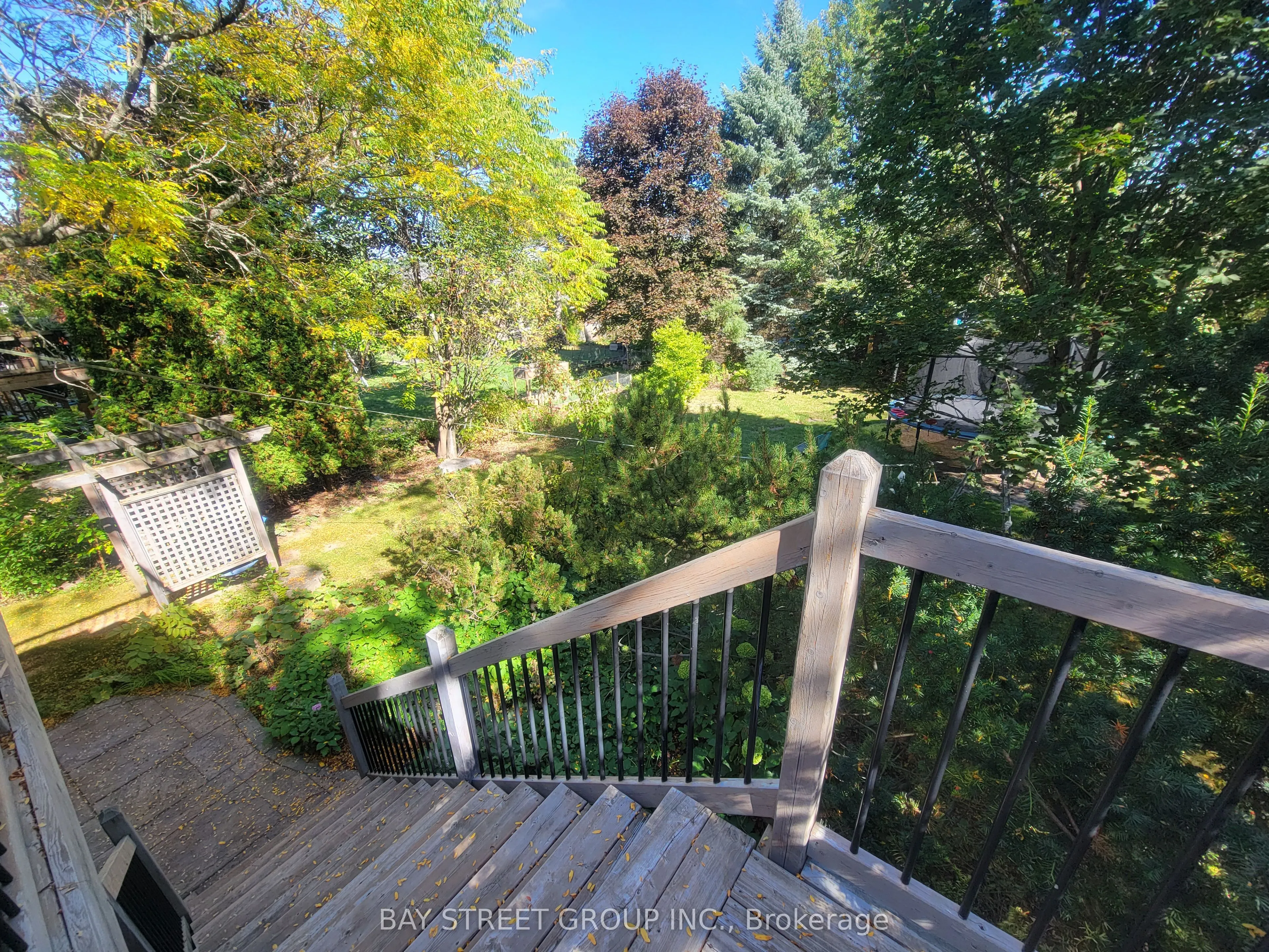 98 Brookeview Drive