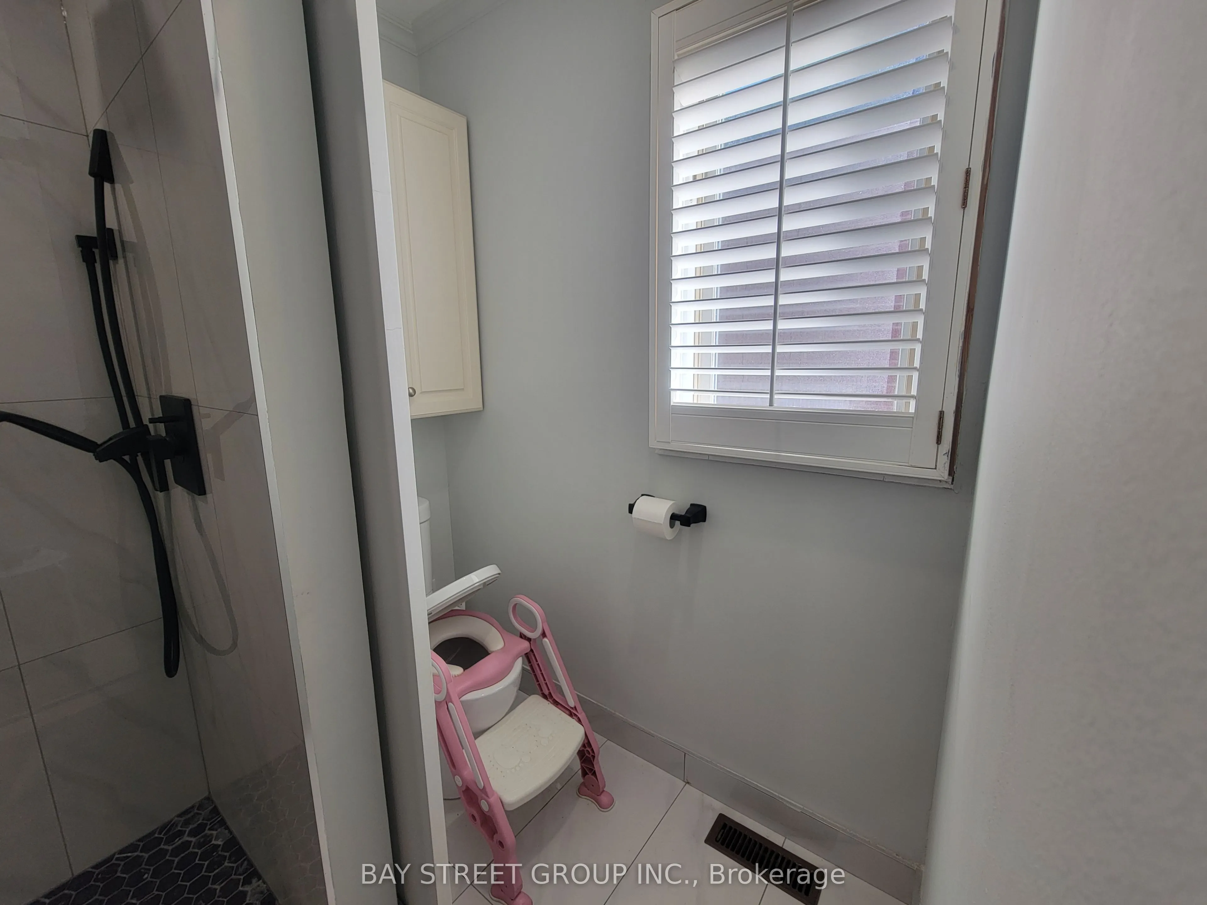 98 Brookeview Drive