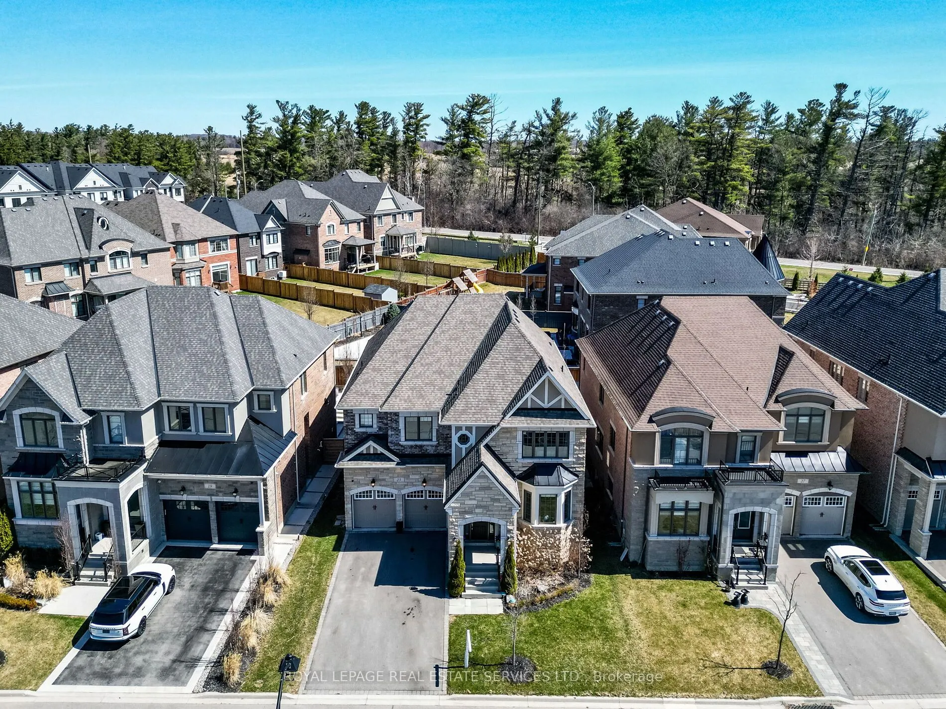 23 Grace Lake Court