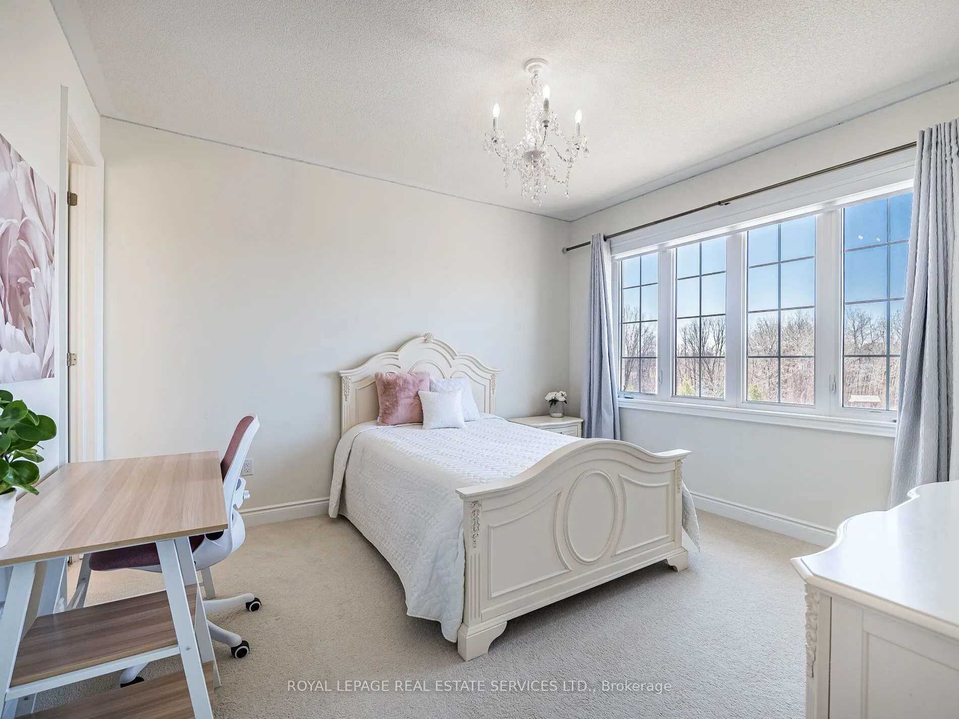 23 Grace Lake Court
