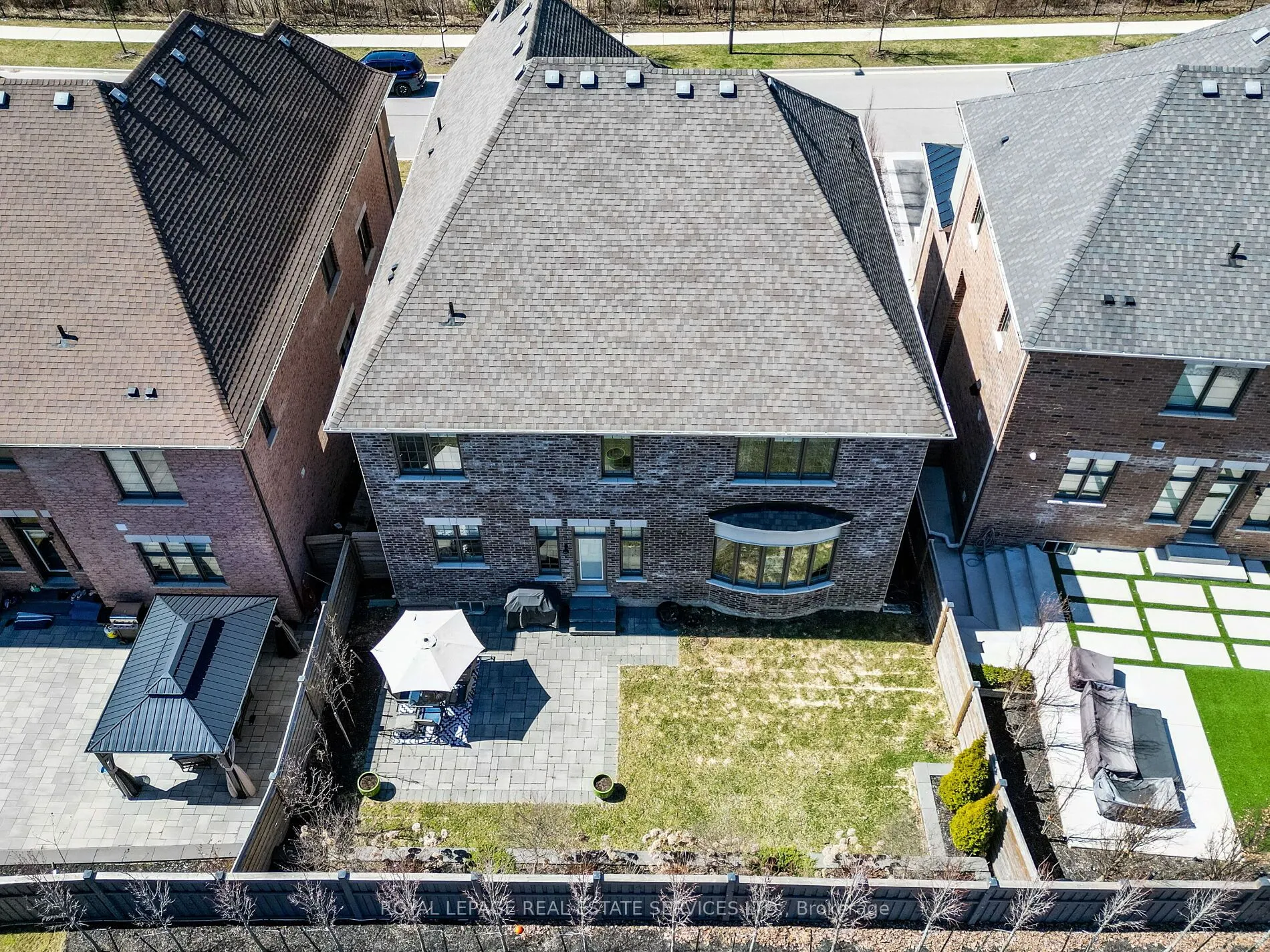 23 Grace Lake Court