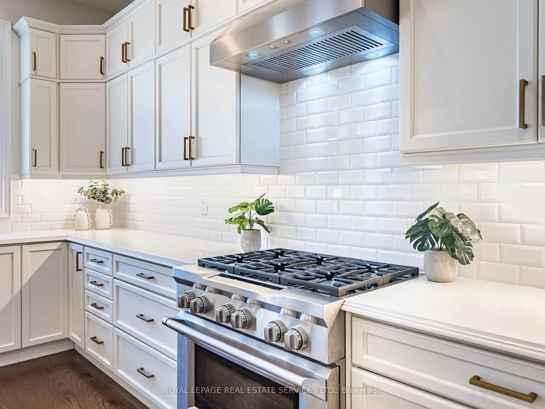 23 Grace Lake Court