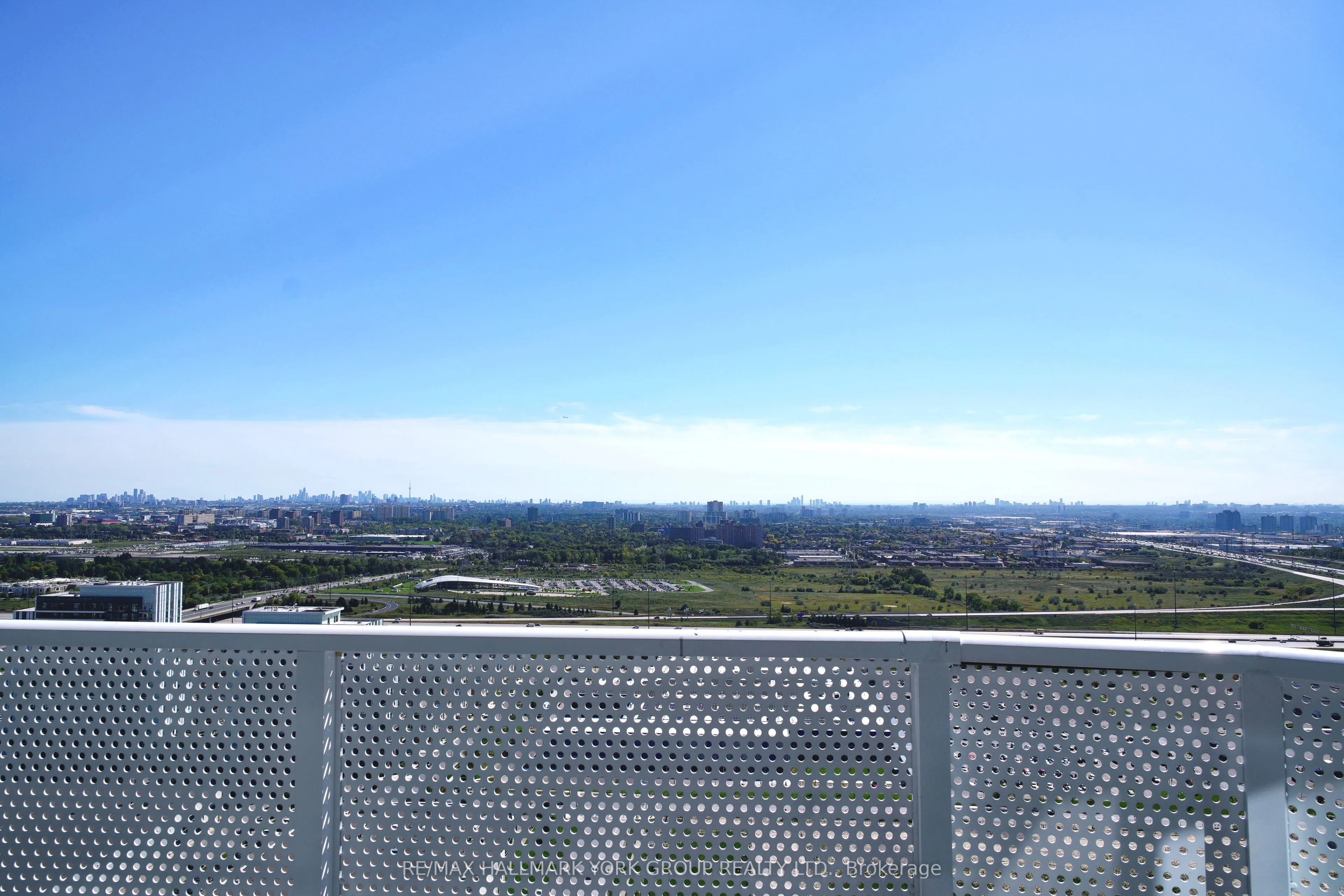28 Interchange Way, #3812