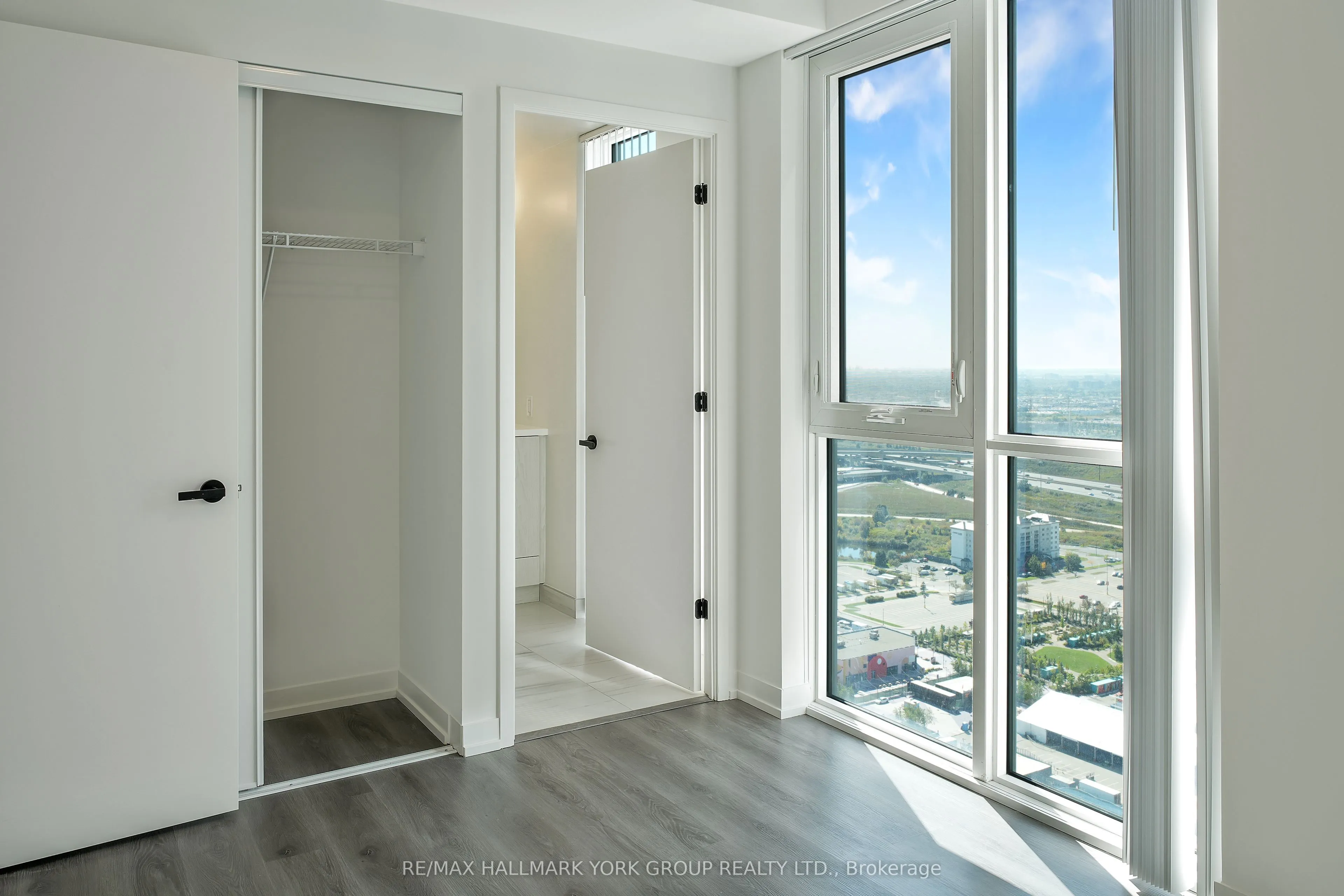 28 Interchange Way, #3812
