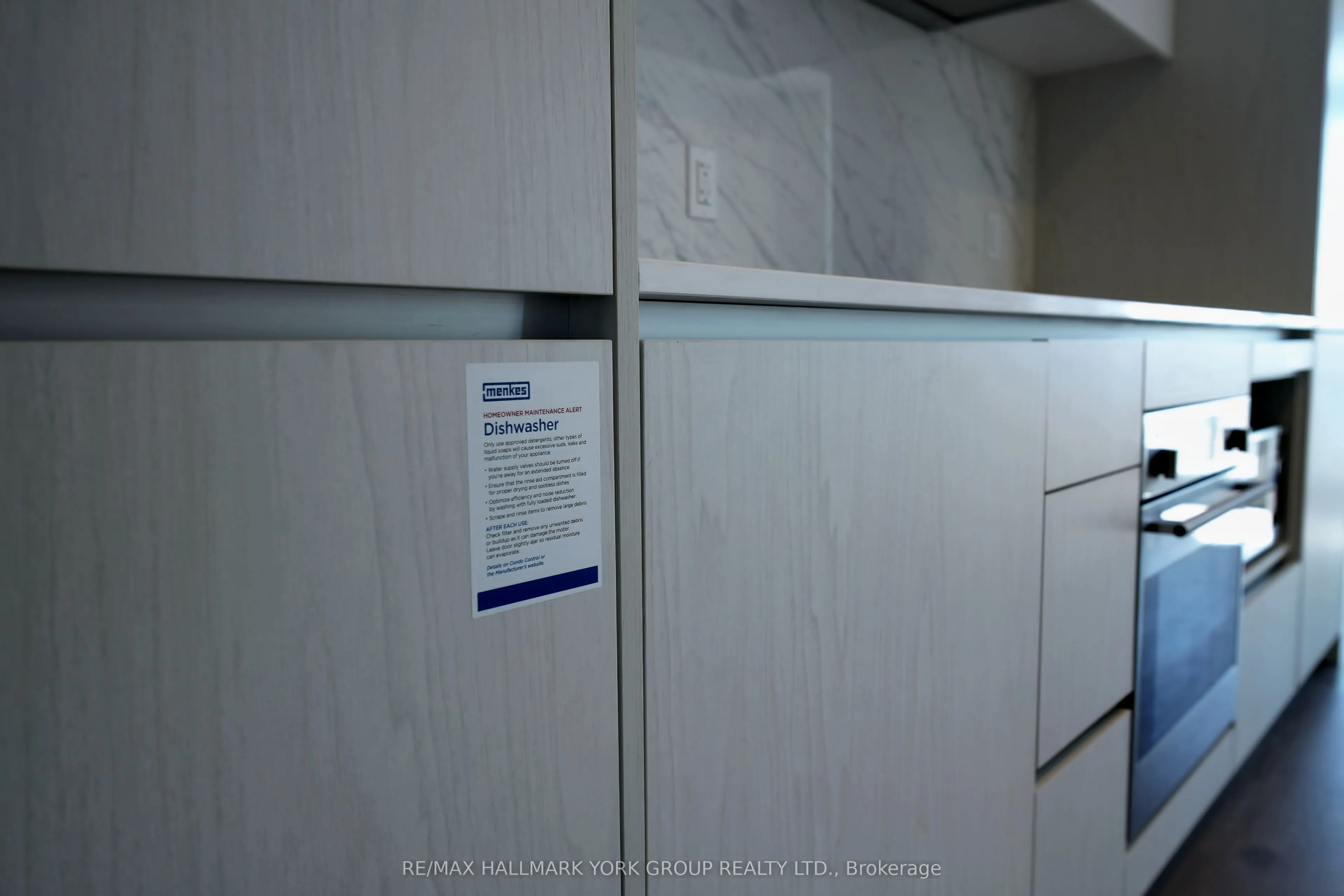 28 Interchange Way, #3812
