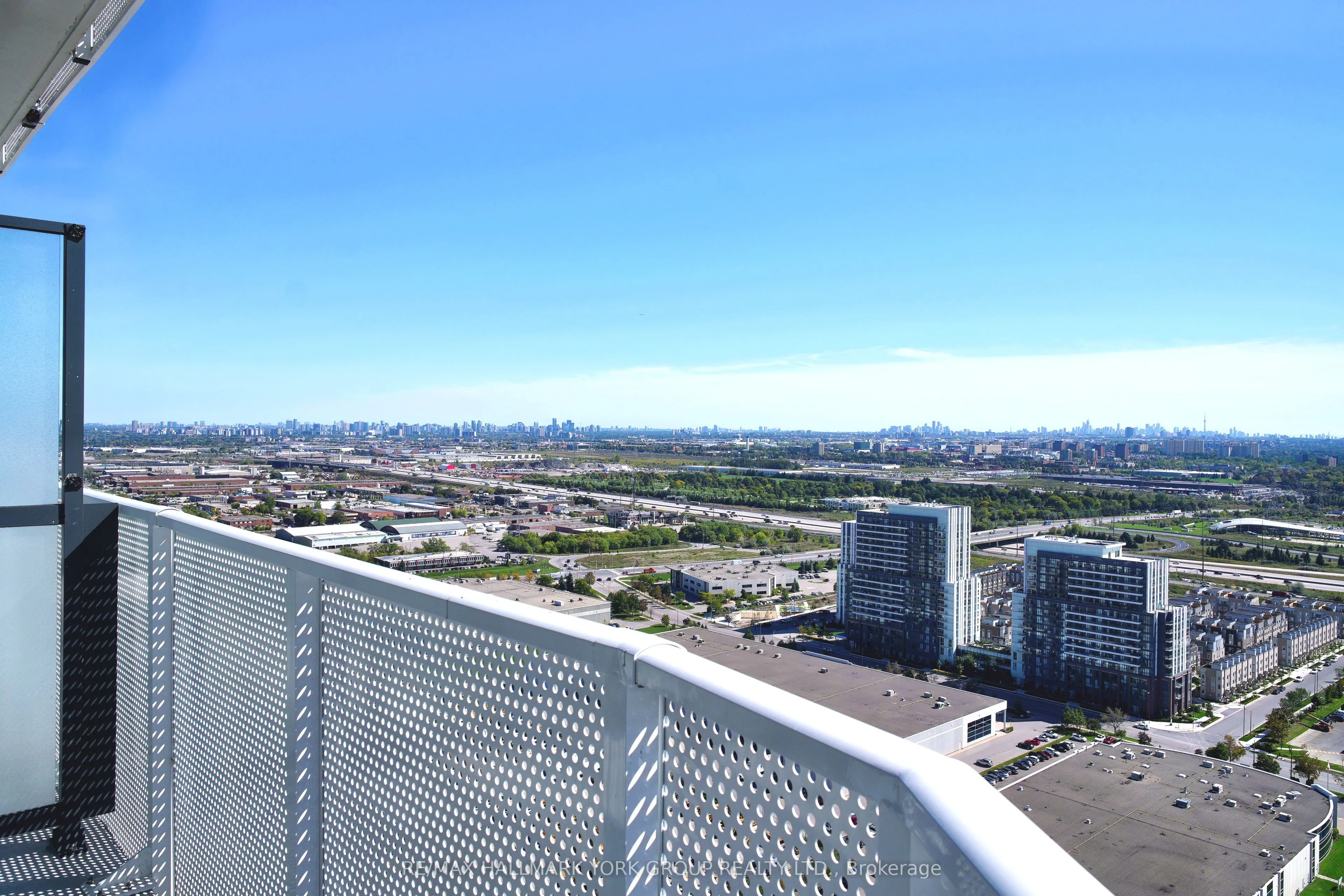 28 Interchange Way, #3812