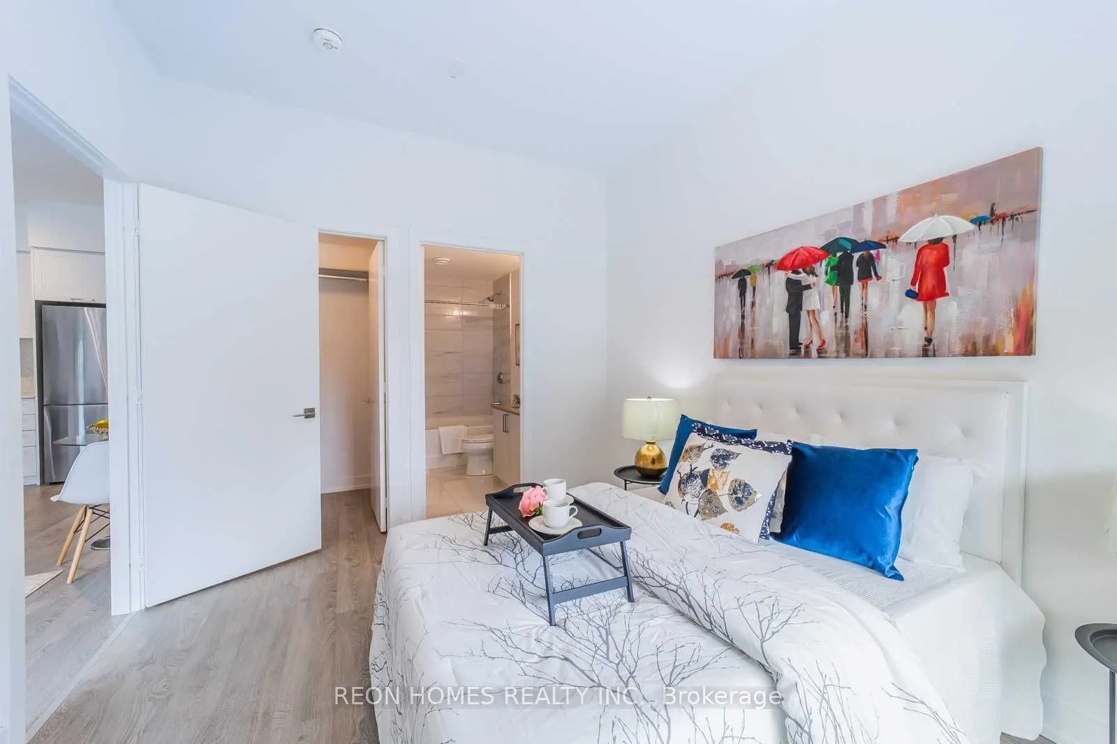 268 Buchanan Drive W, #105W