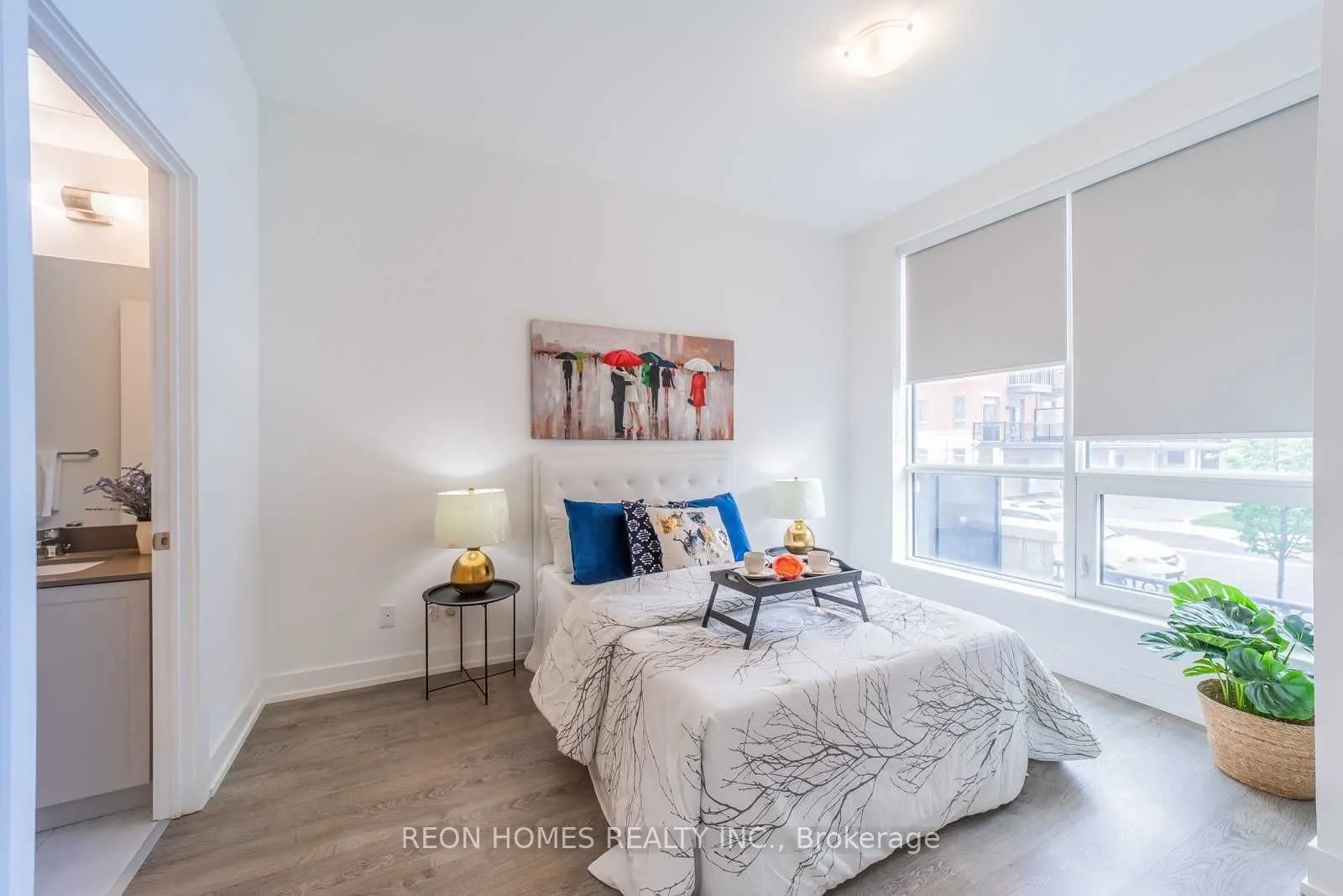 268 Buchanan Drive W, #105W