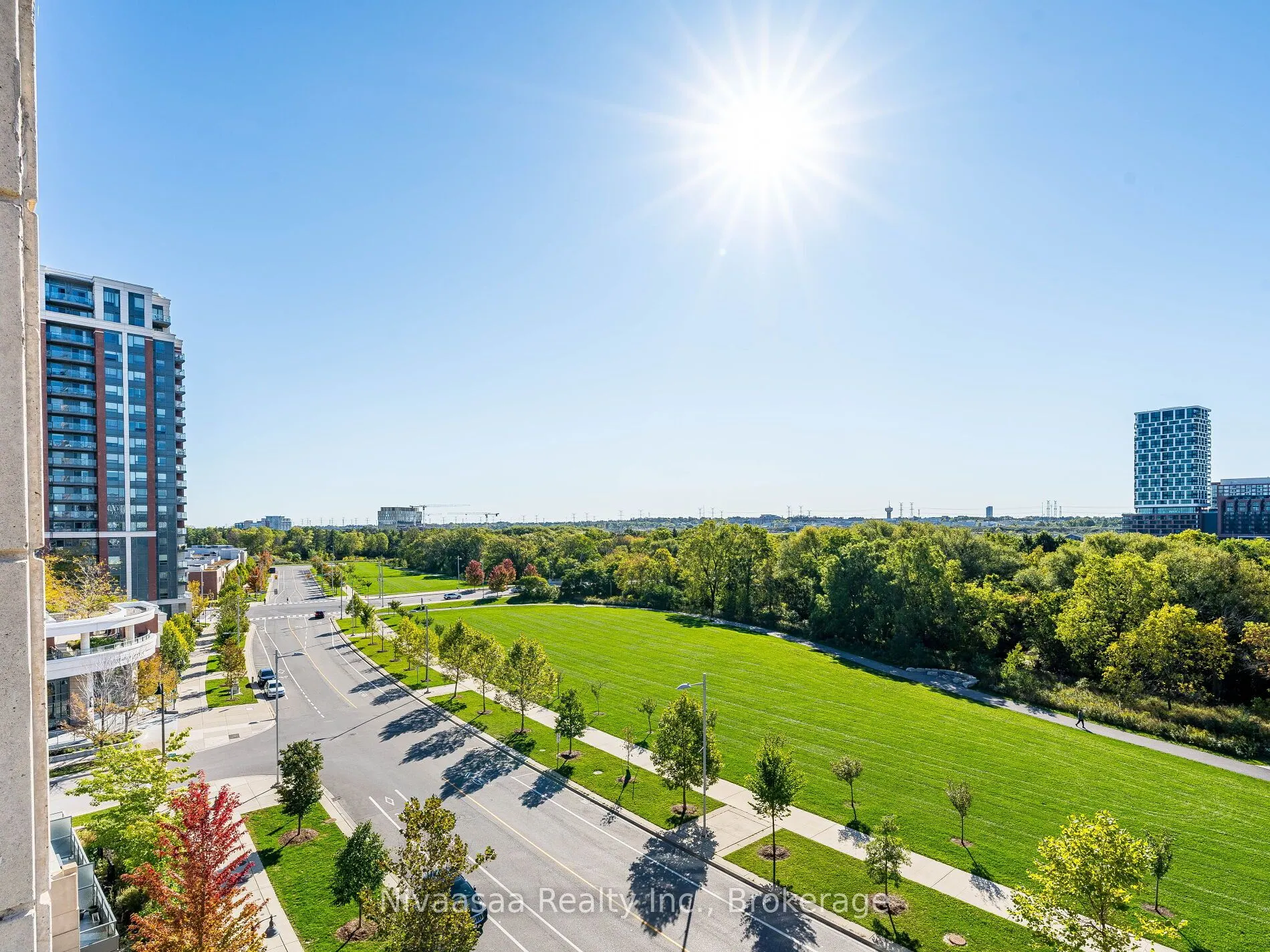18 Uptown Drive, #820