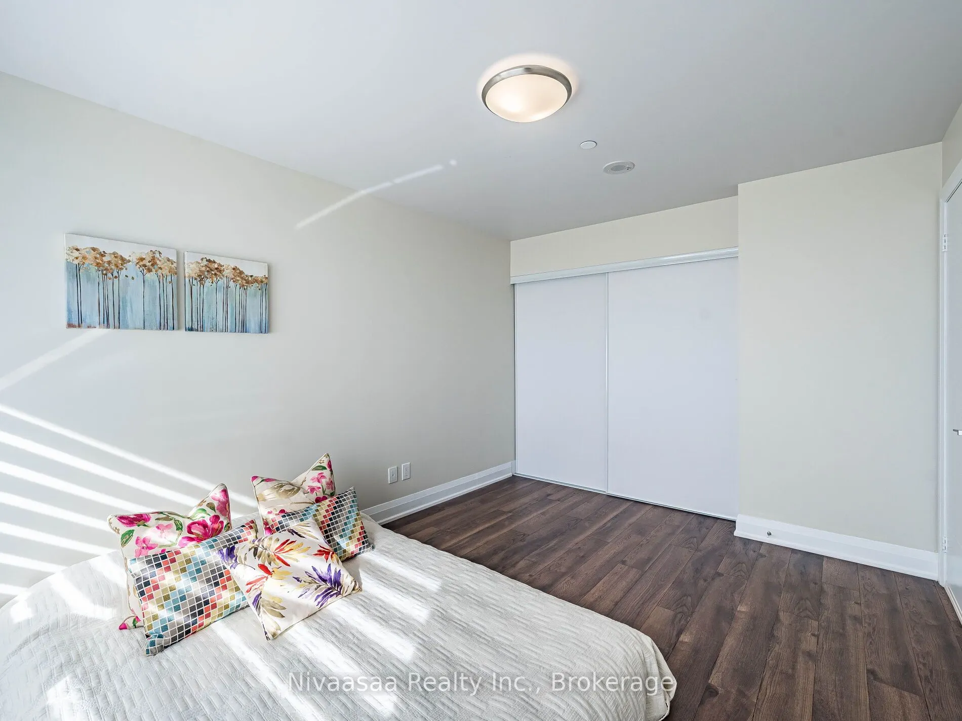 18 Uptown Drive, #820