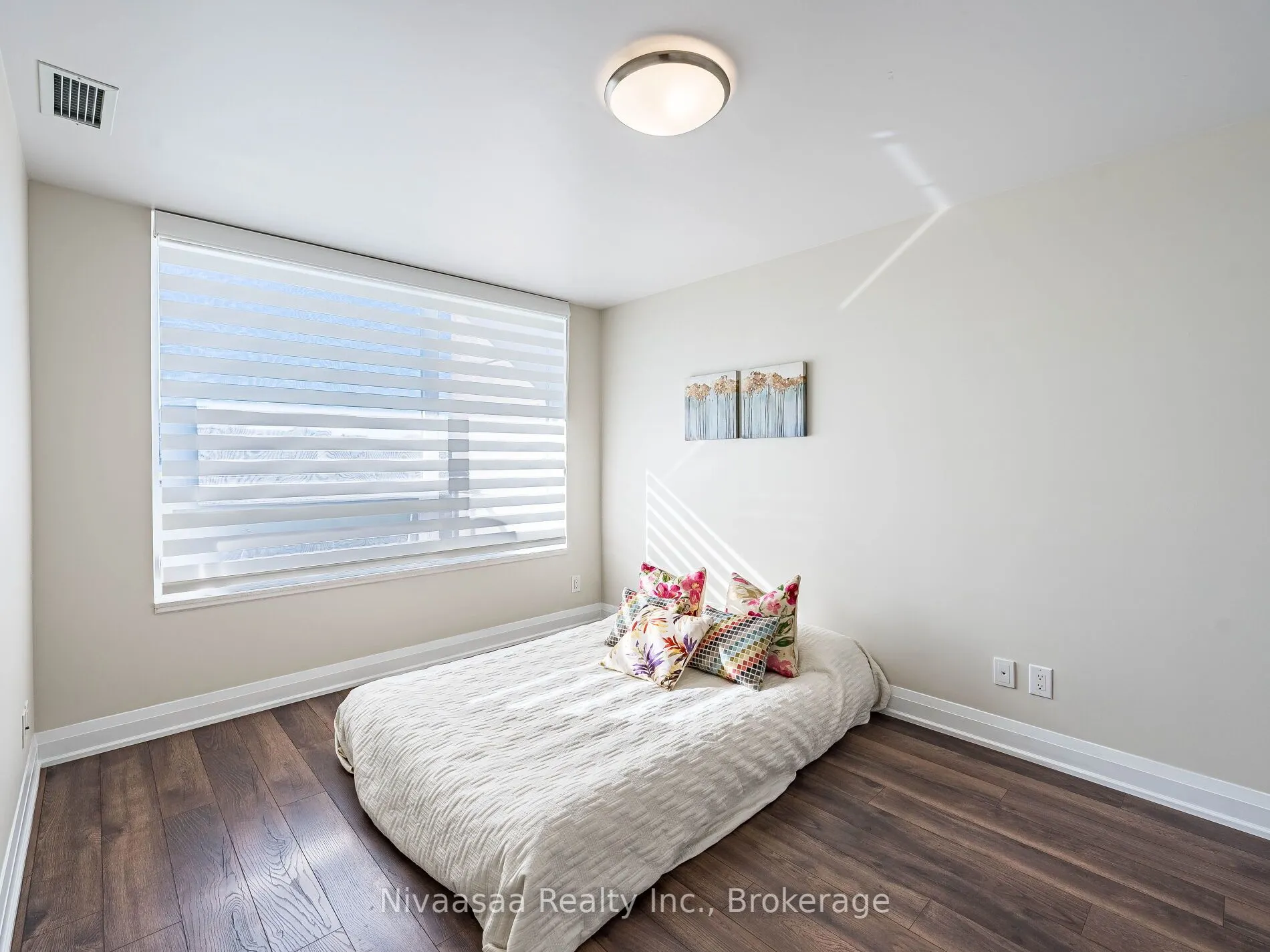 18 Uptown Drive, #820