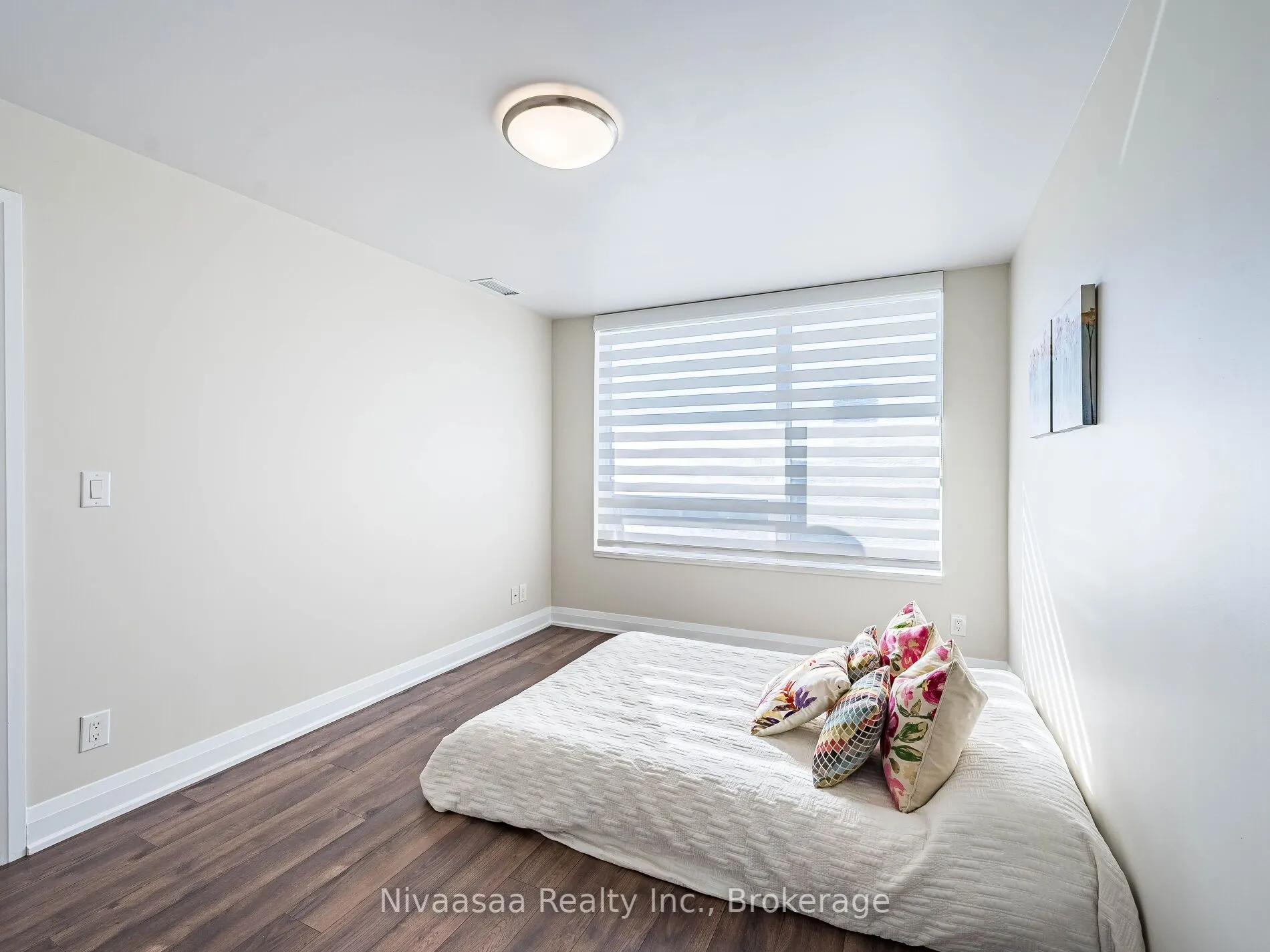 18 Uptown Drive, #820