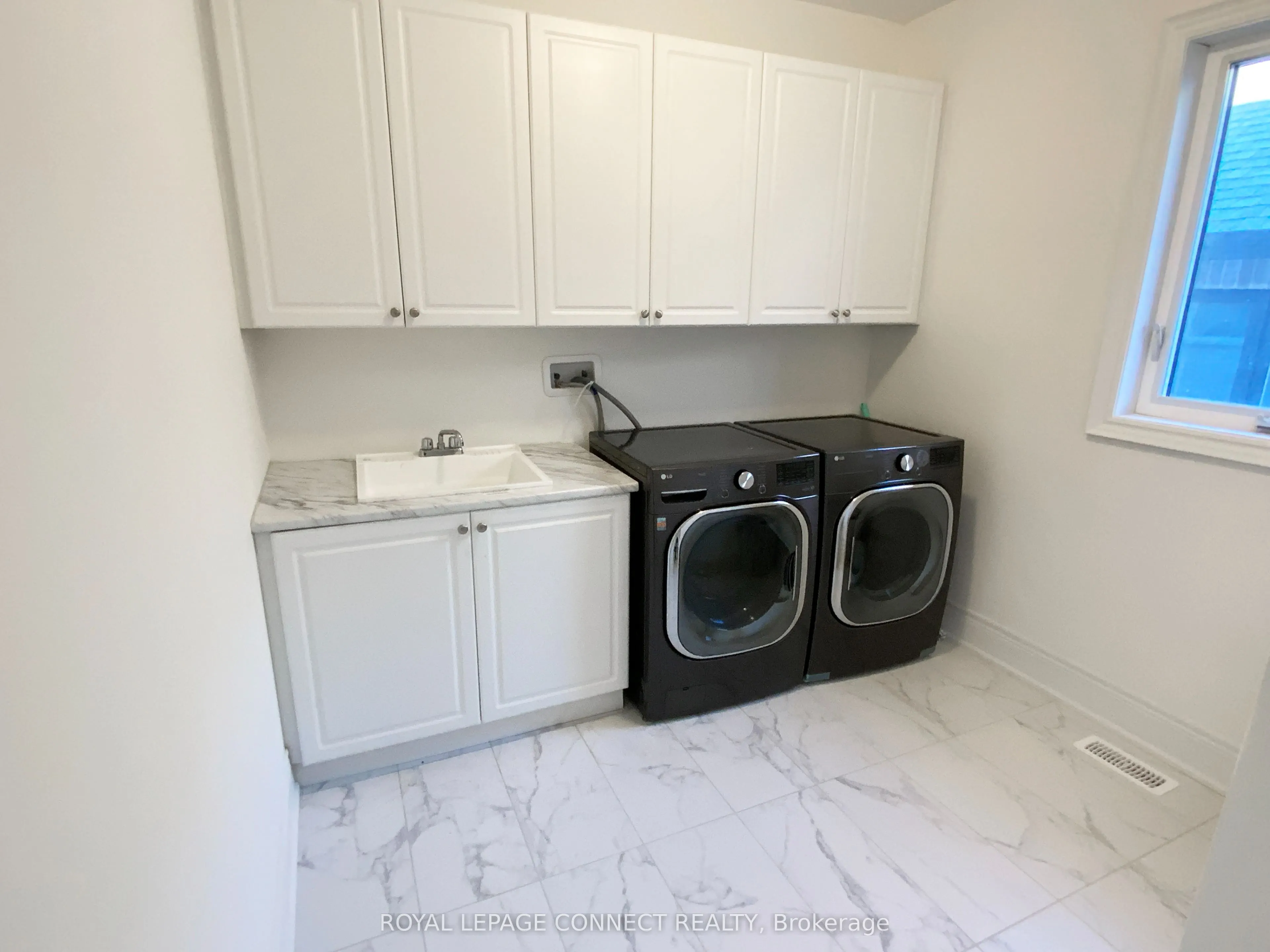 30A Maple Grove Avenue