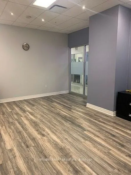7163 Yonge Street, #213