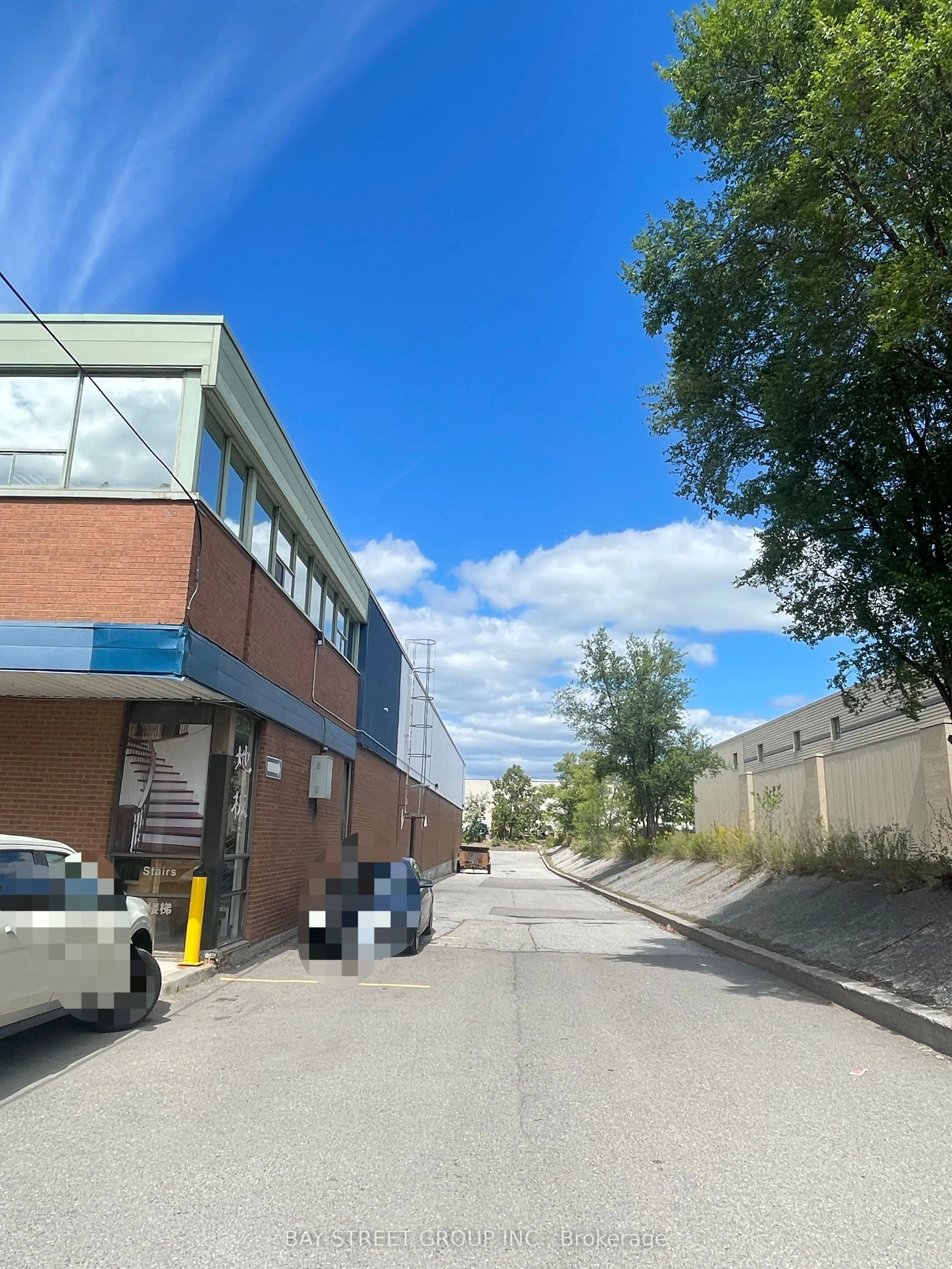 100 Steelcase Road E, #Unit 202