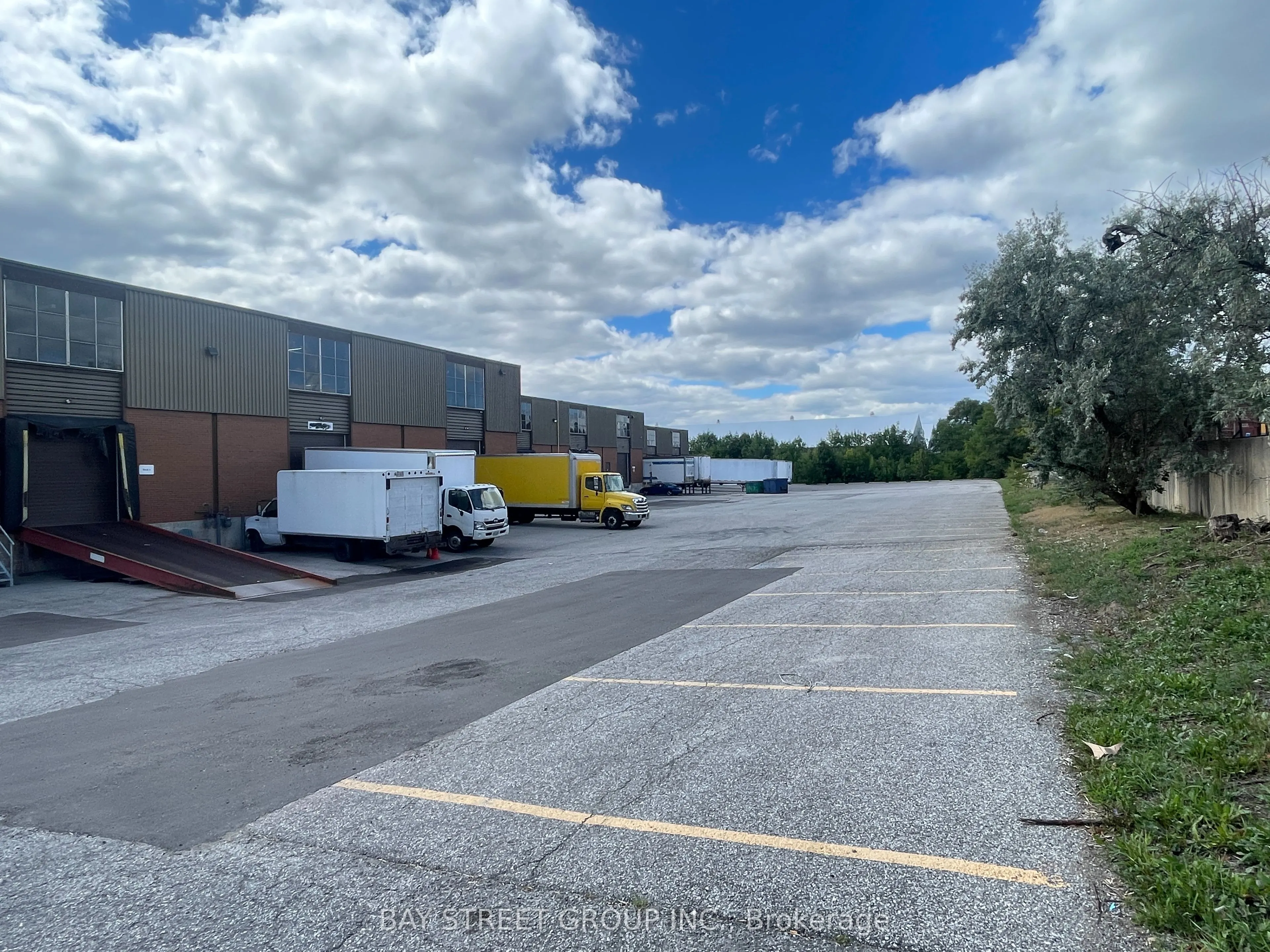 100 Steelcase Road E, #Unit 202