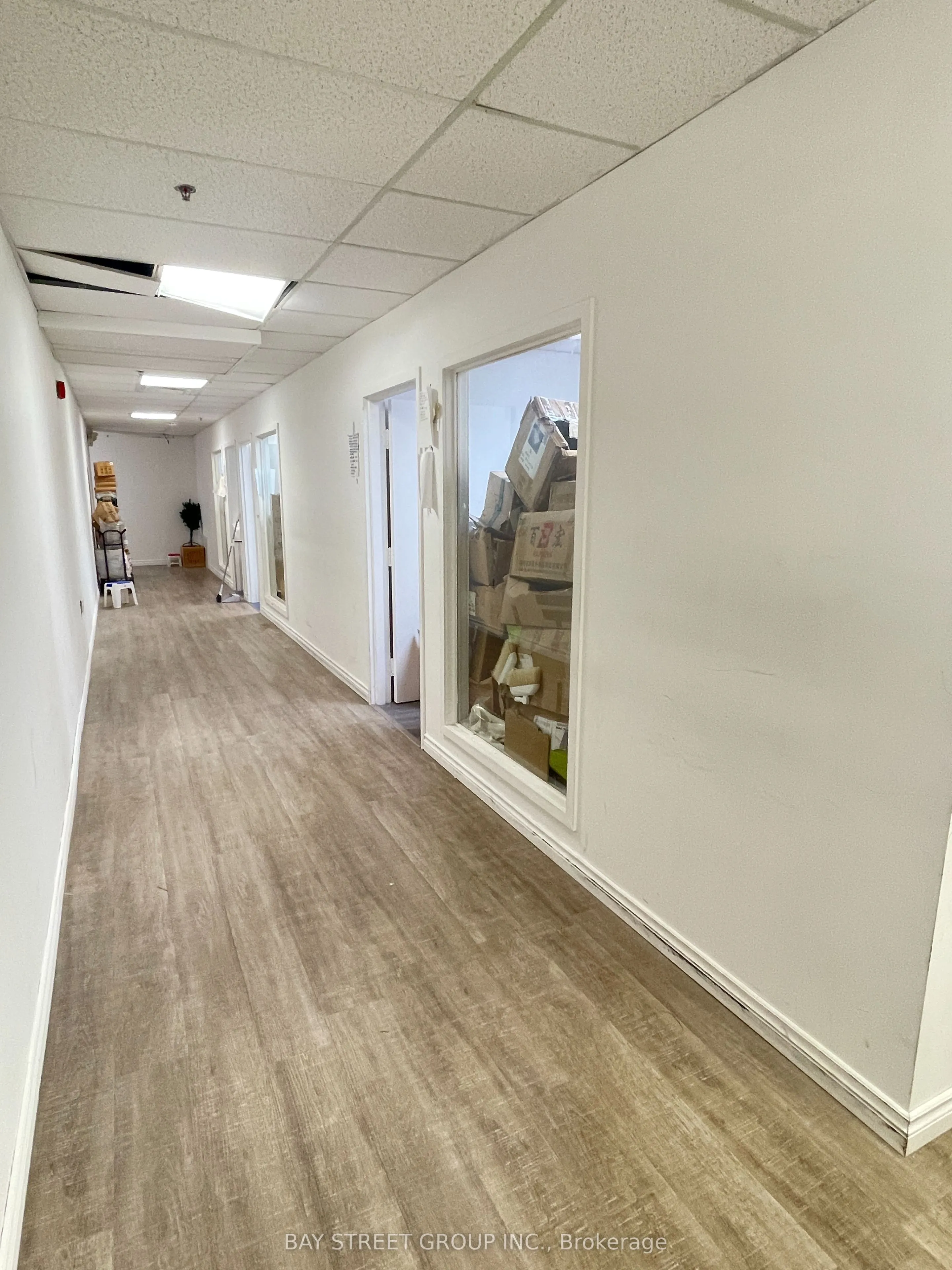 100 Steelcase Road E, #Unit 202