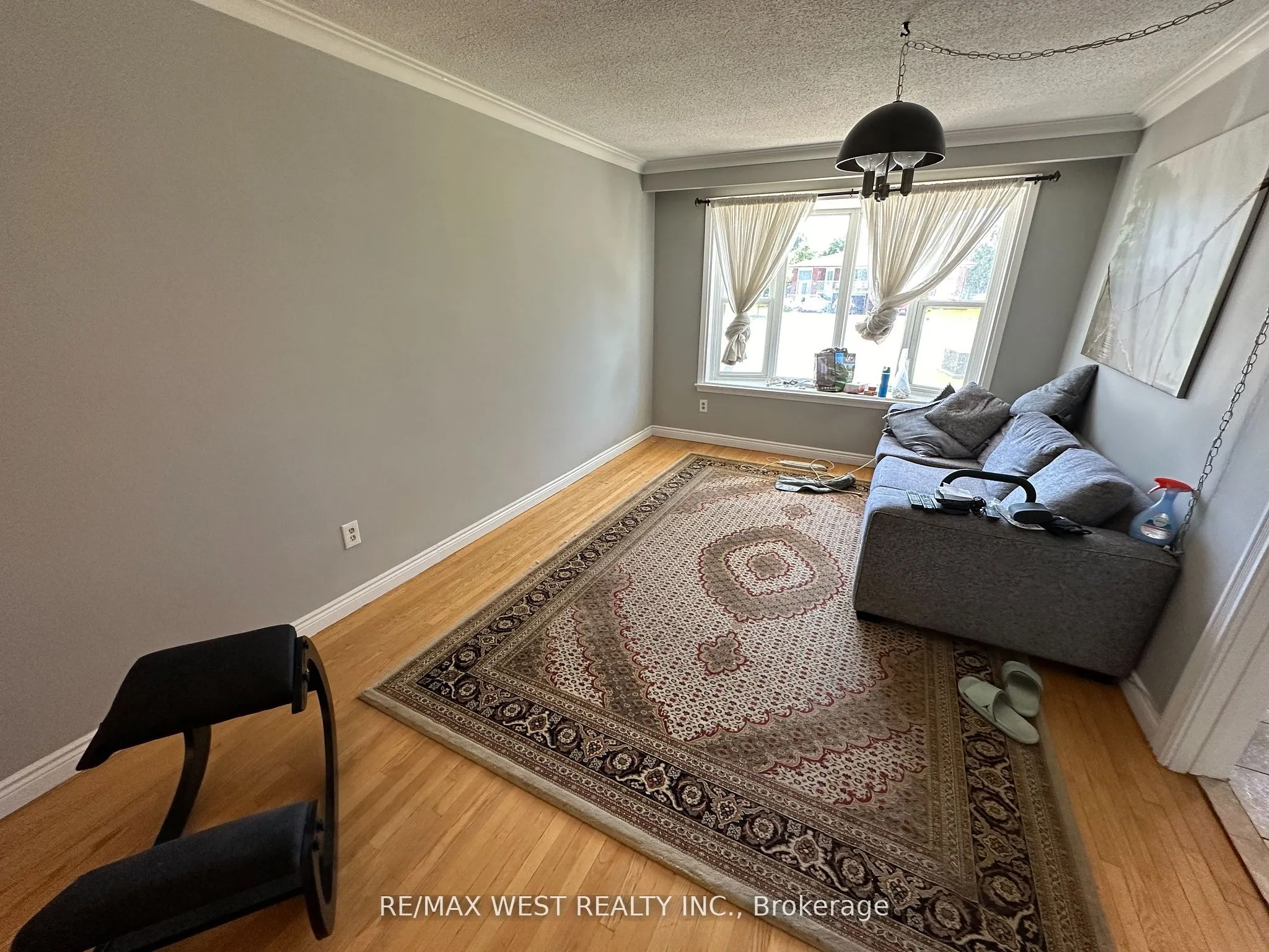 152 Rainbow Drive, #Upper