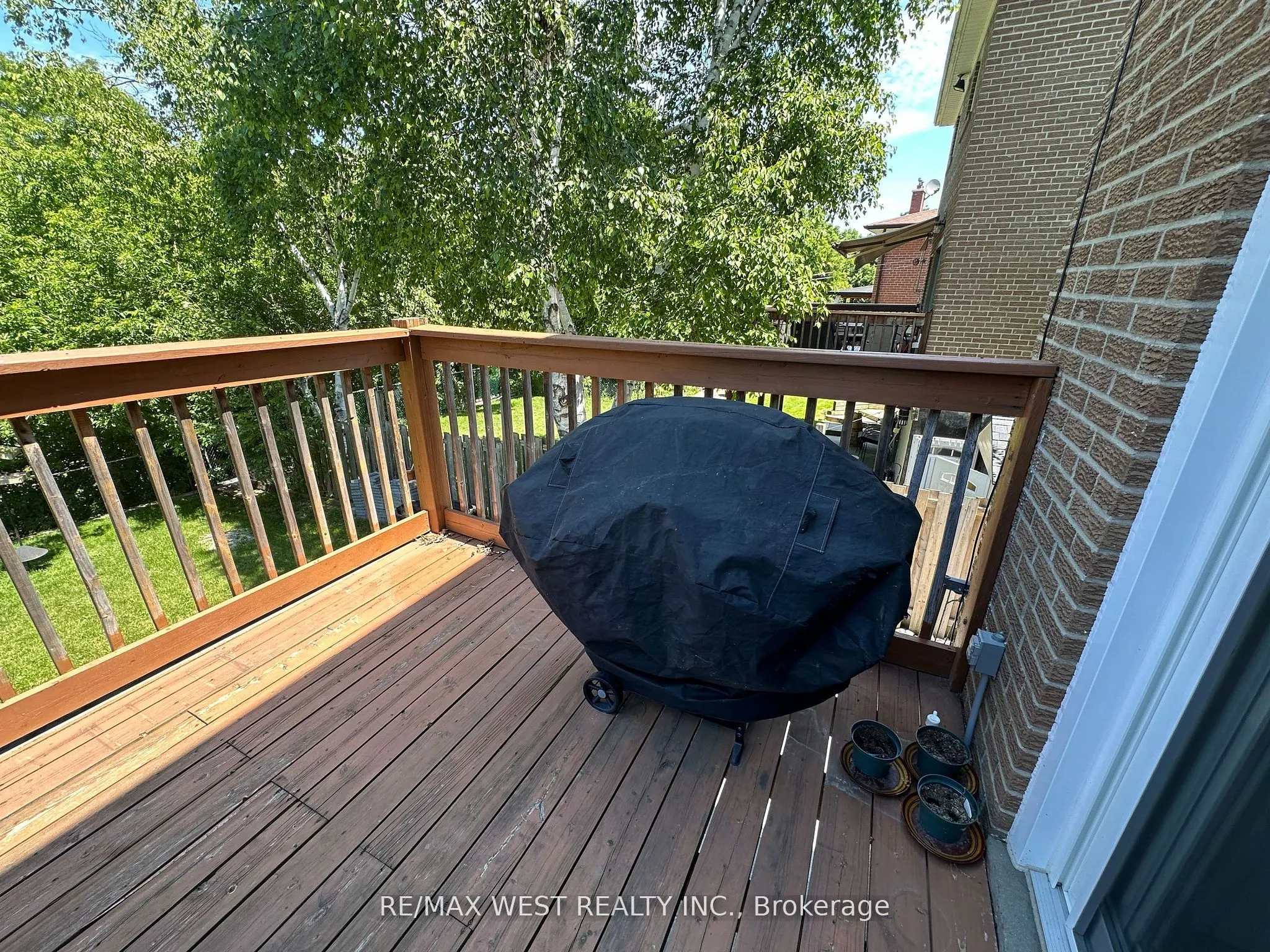 152 Rainbow Drive, #Upper