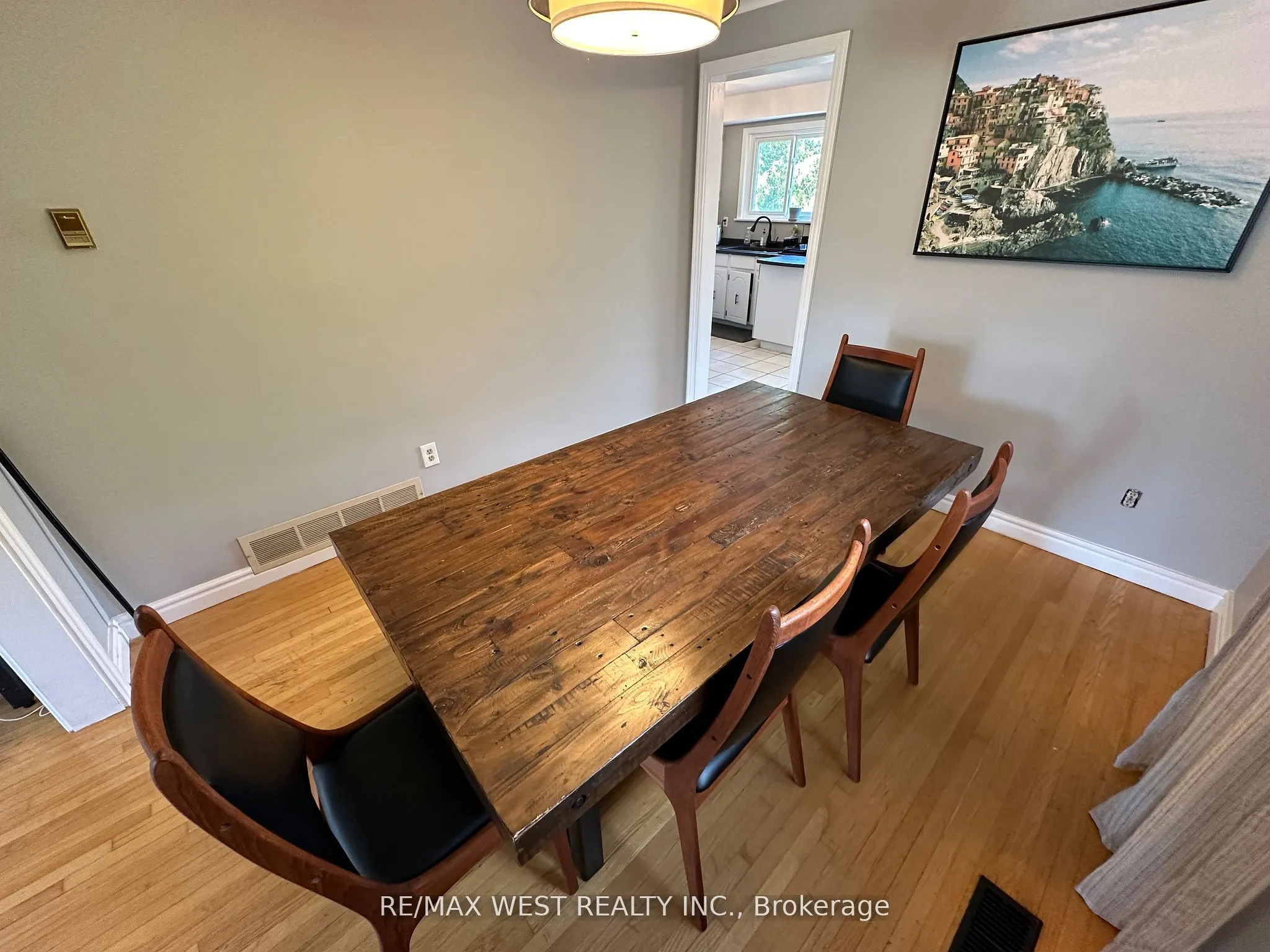 152 Rainbow Drive, #Upper